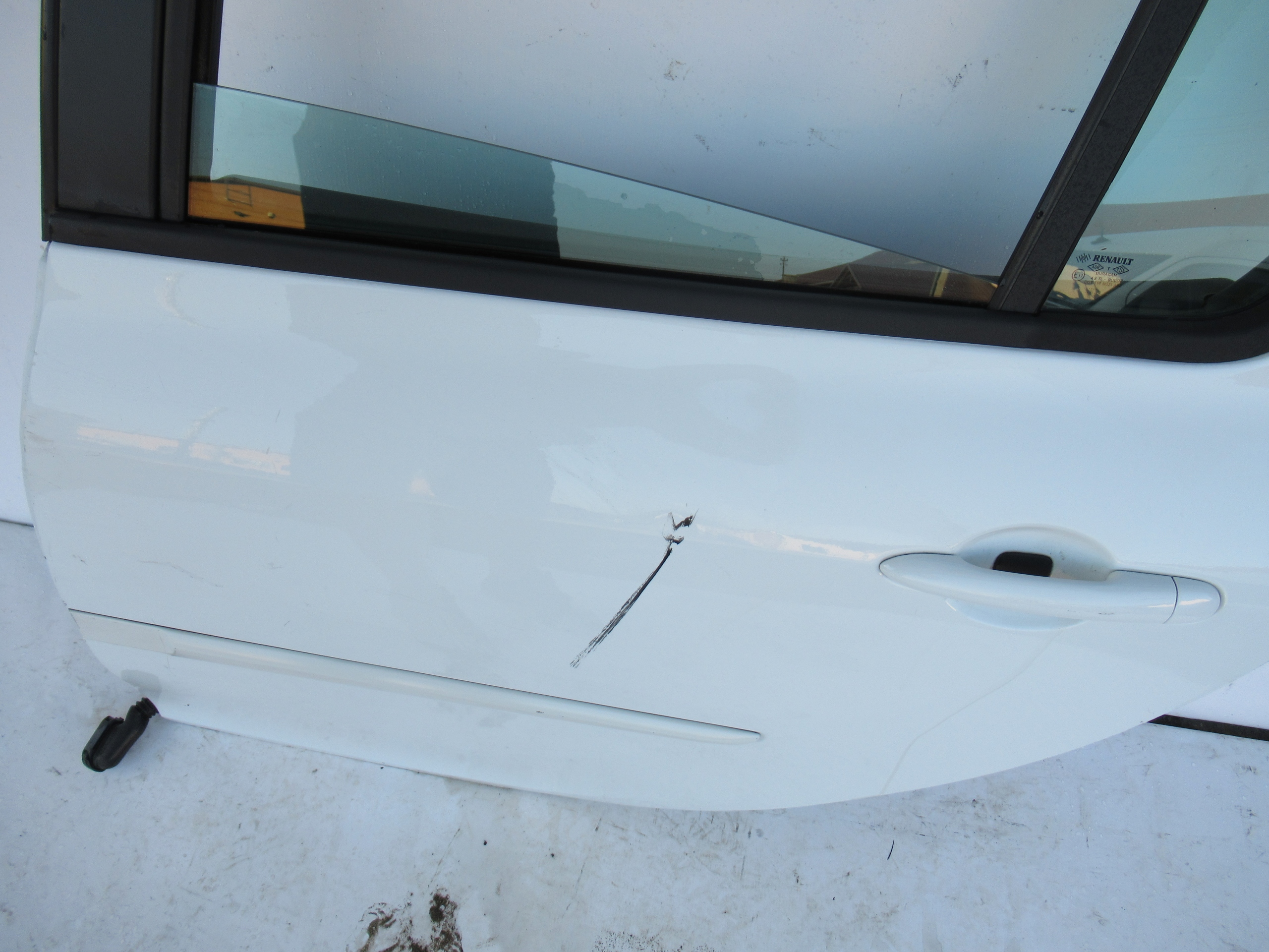 door rear part rear. left RENAULT CLIO III HB 05