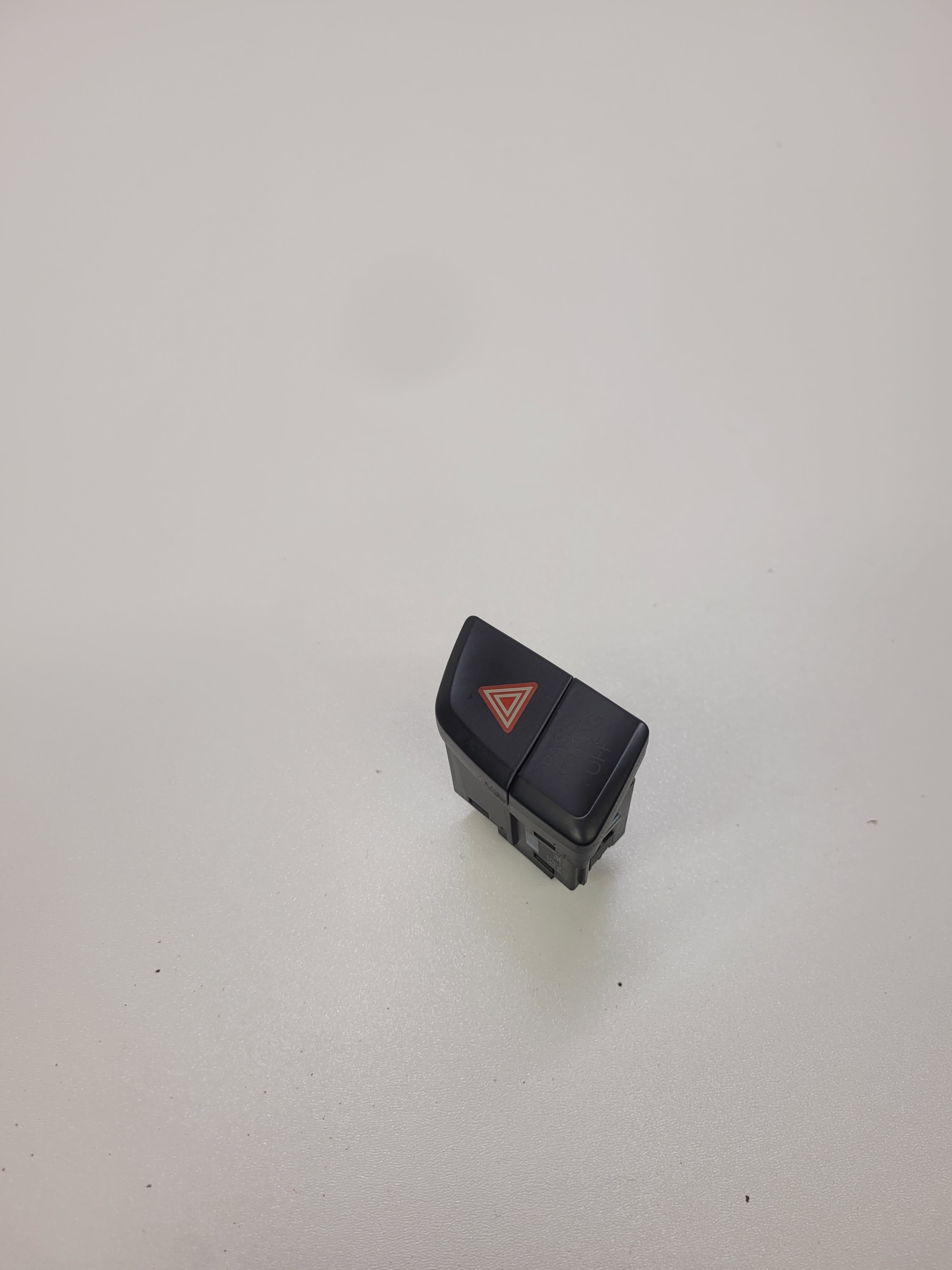 INTERRUTTORE LUCI LUCI DI EMERGENZA AUDI Q5 8R2941509A UK