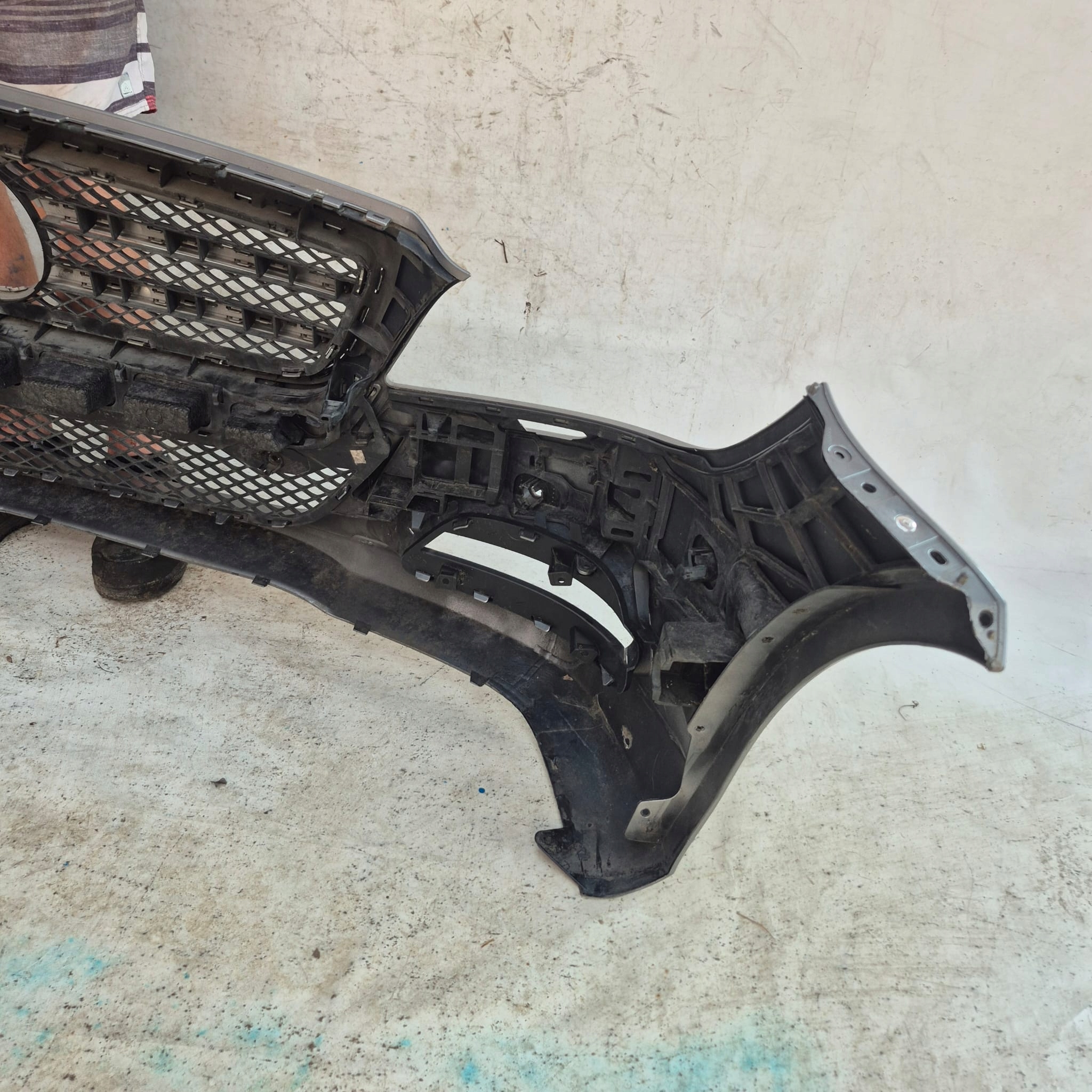KIA SPORTAGE V 5 21-> bumper front front PDC