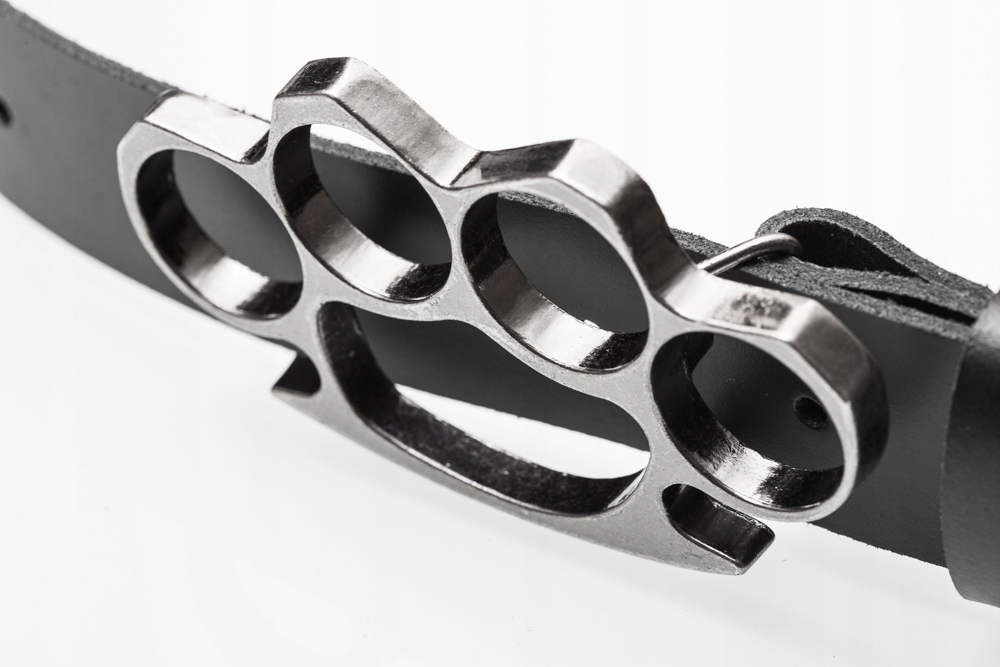 PASEK SKÓRZANY KLAMRA KASTET 115 CM Kolor okuć srebrny