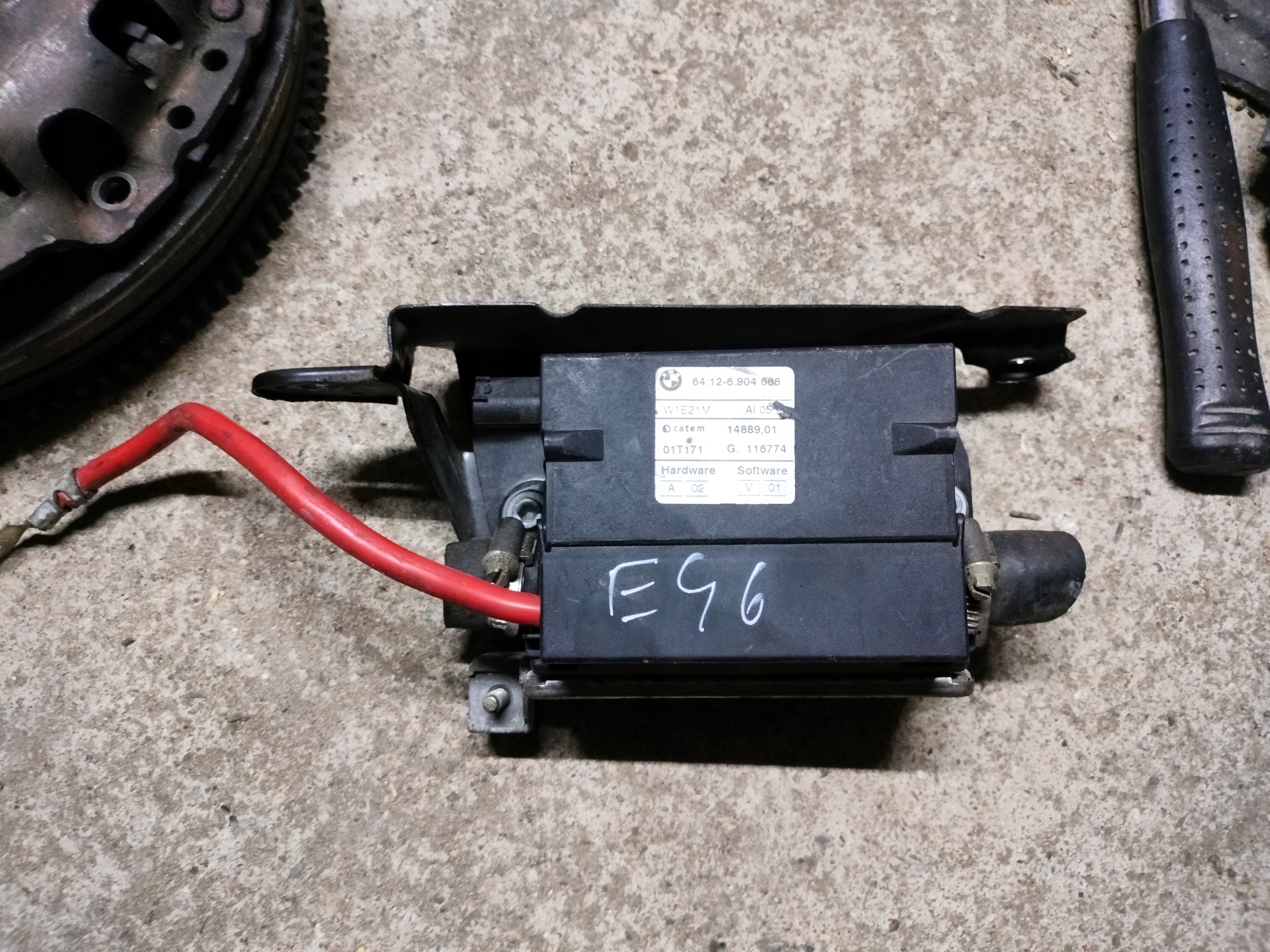 Podgrzewacz płynu chłodzącego BMW 3 E46 320d 6904668 64126904668
