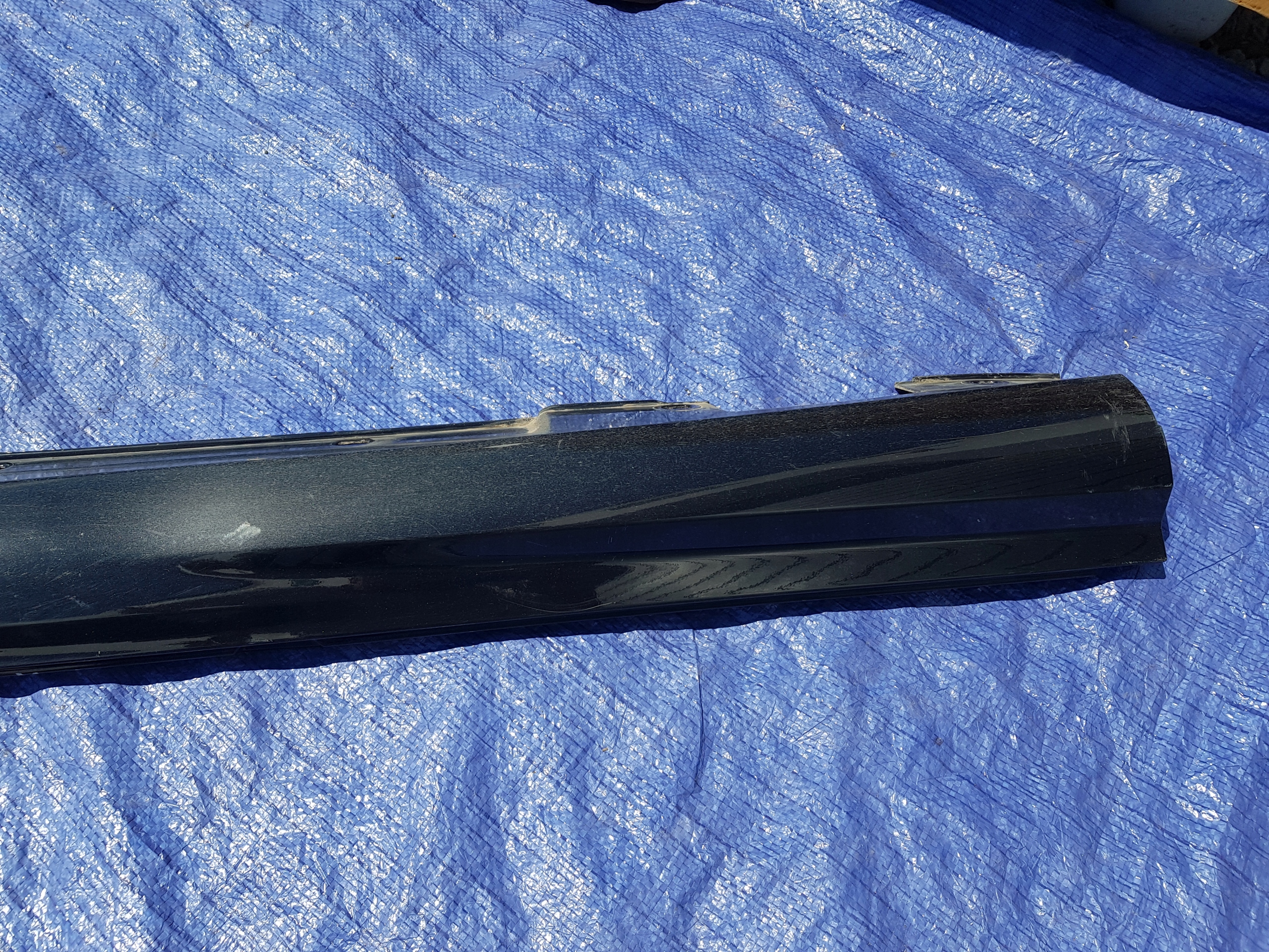 moulding threshold right MERCEDES W204 AMG sedan KOMBI