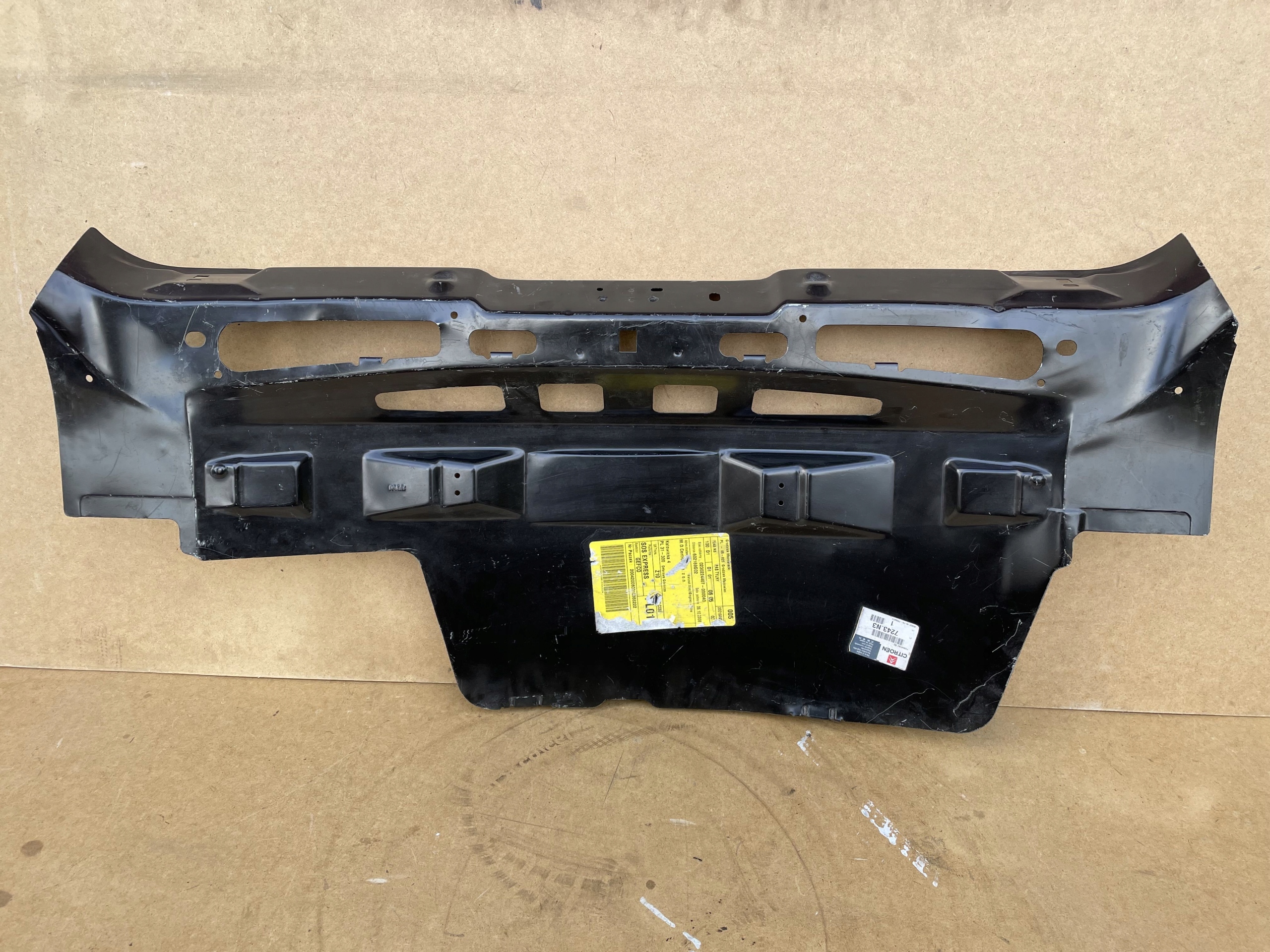 WEWNETRZNY PANEL TYLNY CITROEN C3 03 12