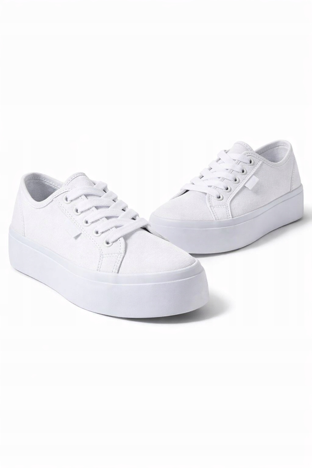 DC Shoes Bílé Dámské Tenisky S Tlustší Podrážkou A Ažurkami 36 I4C