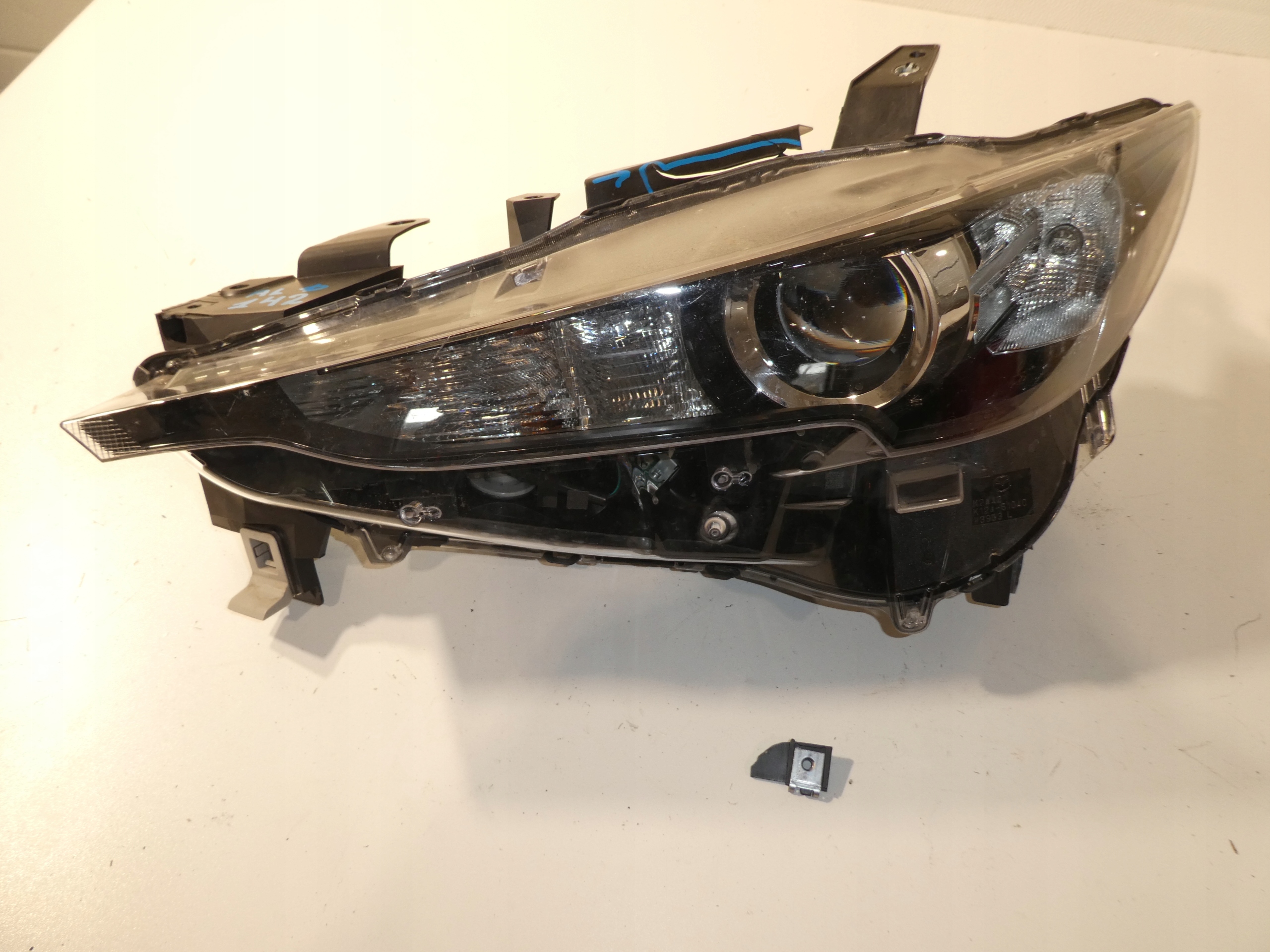 MAZDA CX5 II 2 LED KB8M51040 light left EU