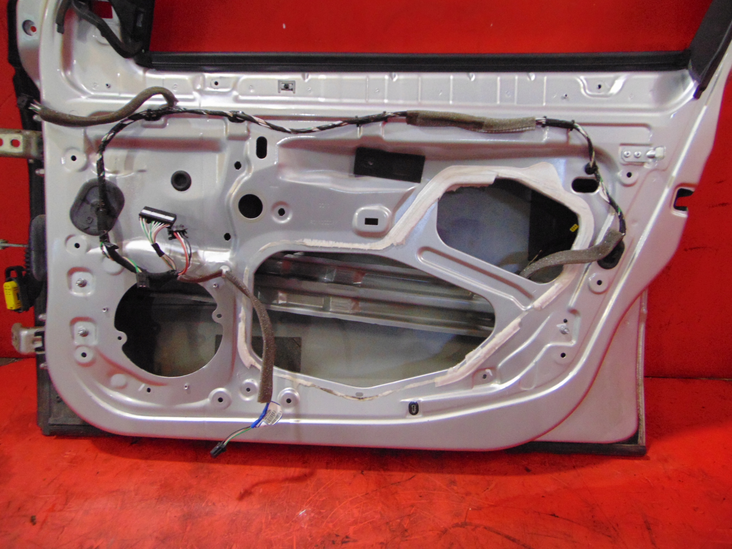 RENAULT LAGUNA 3 III door right front TED69