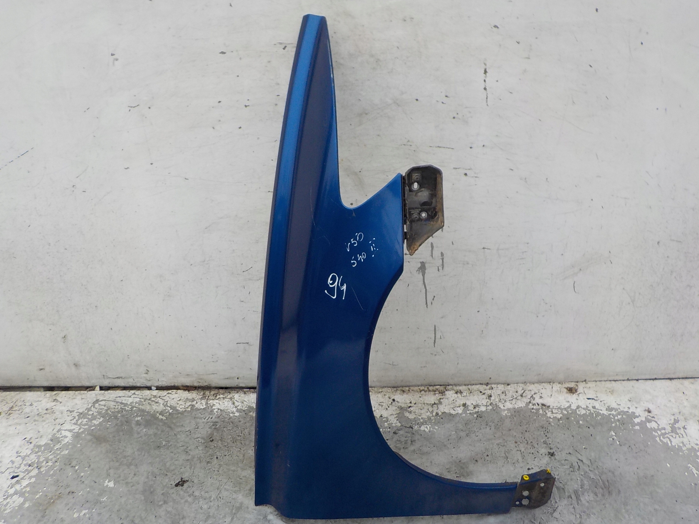 94 VOLVO S40 II V50 fender right front front