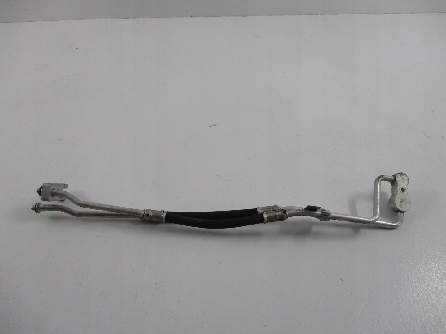 Шланг кондиционера BMW 2 F45 9365382