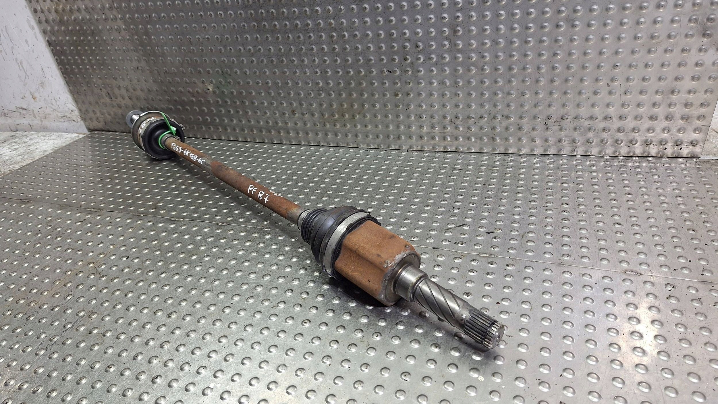 semi-axis left rear part F2G3-4K138-AC FORD EDGE MK2 AWD