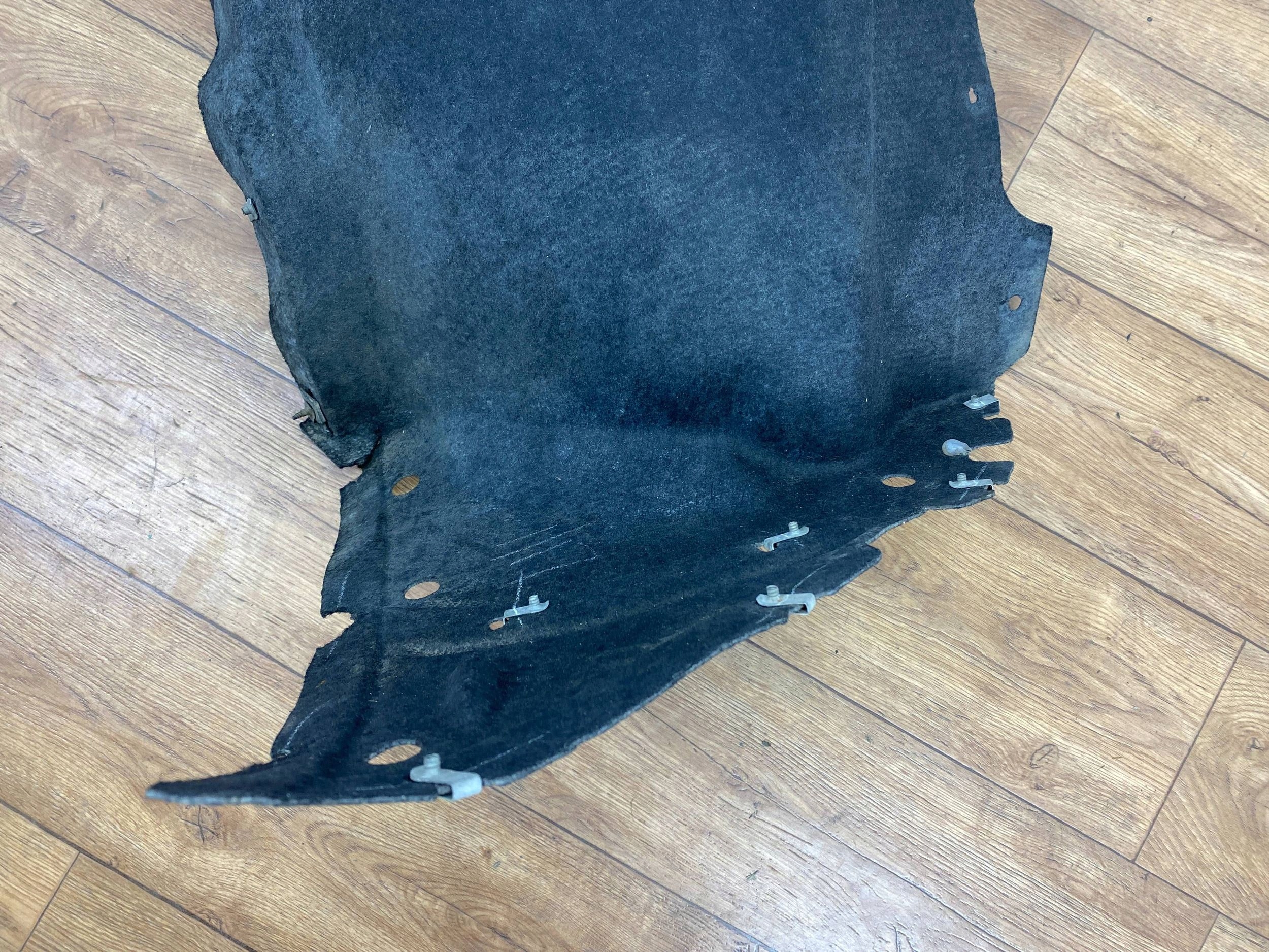 mudguard front left Chevrolet Camaro 2016+