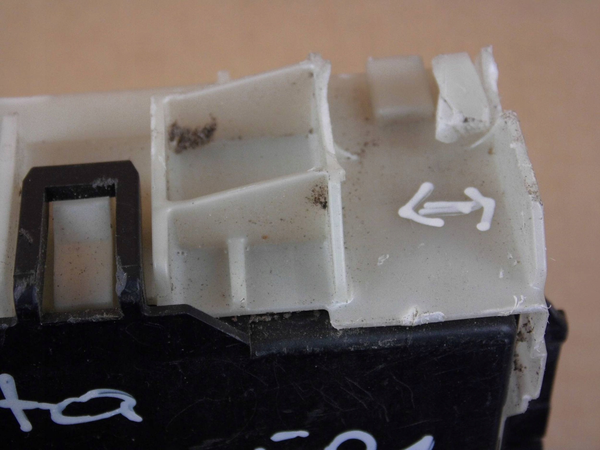 Toyota Corolla E21 module computer control unit komfortu MPX BODY 89221-02711