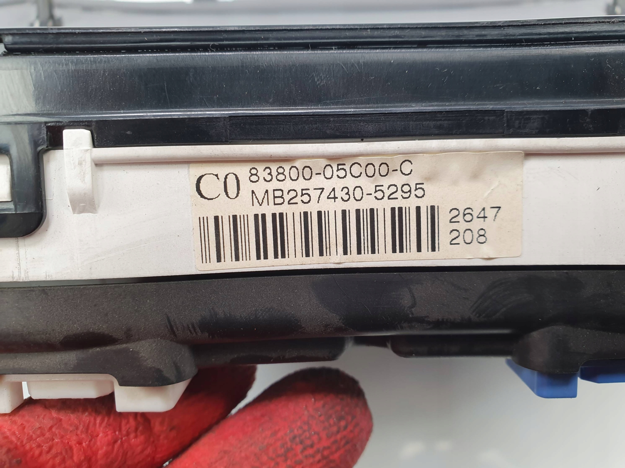 dials clock 83800-05C00 TOYOTA AVENSIS T25