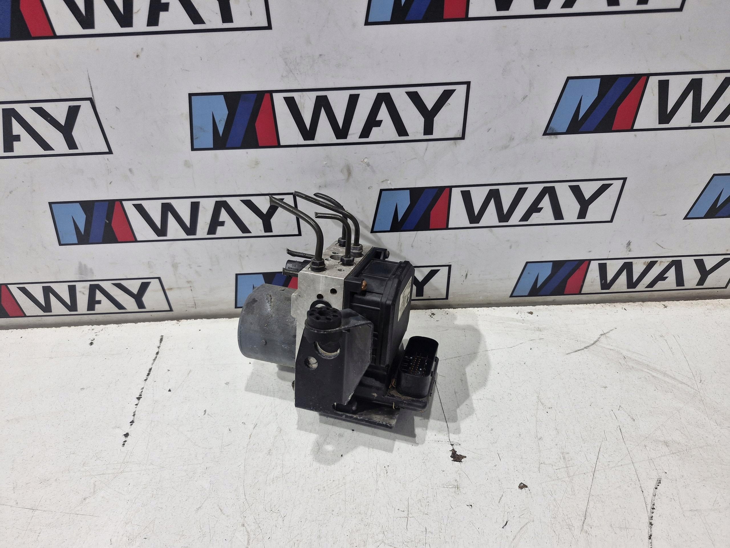 6758971 BMW E39 brake booster control unit ABS DSC