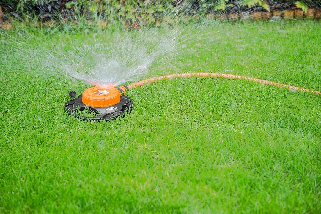 ZRASZACZ SEKTOROWY PODLEWACZ TRAWY KWIATÓW ROŚLIN EAN (GTIN) 5907558451368