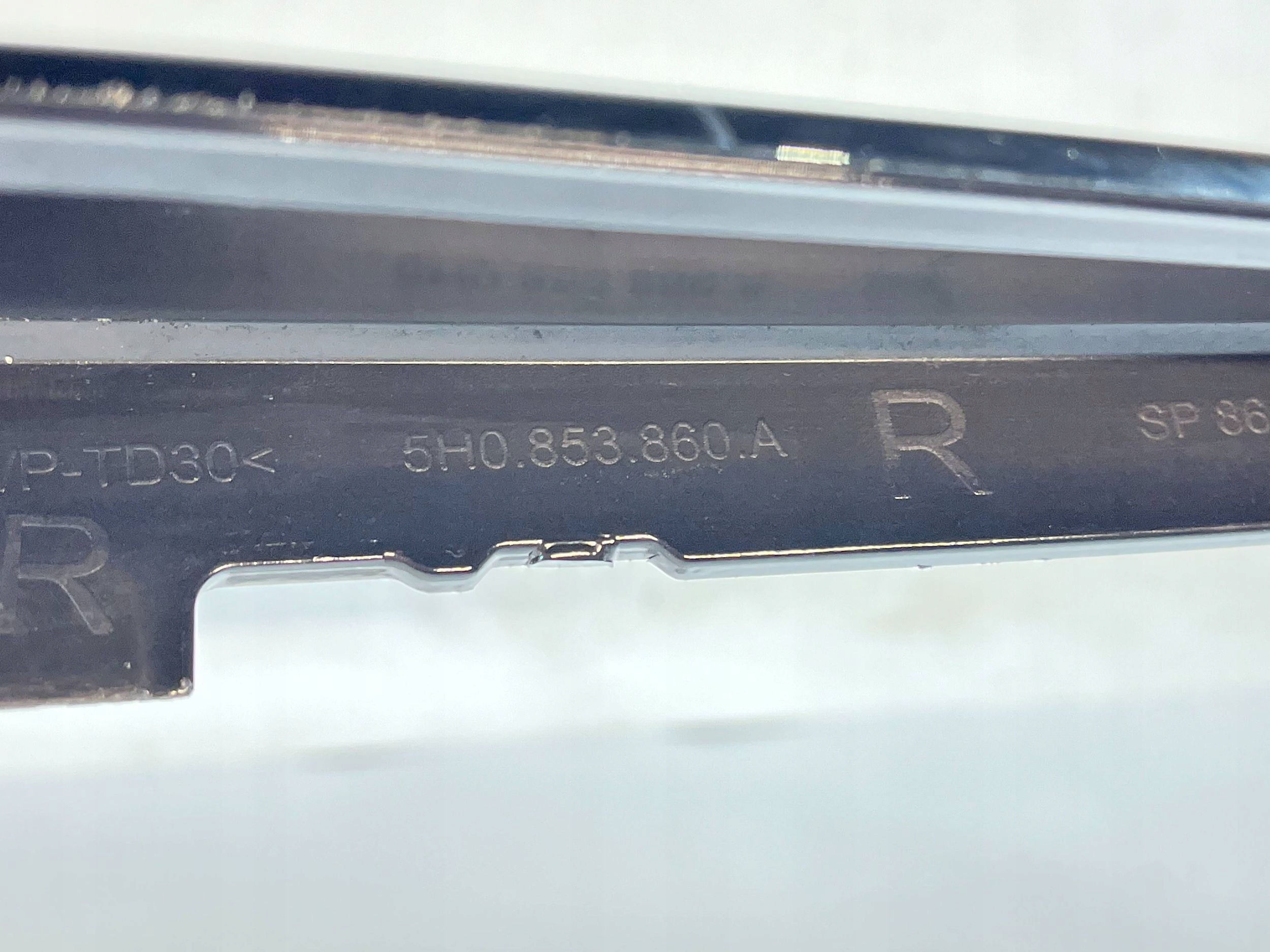 moulding threshold right Volkswagen Golf VIII R-LINE 5H0853860A