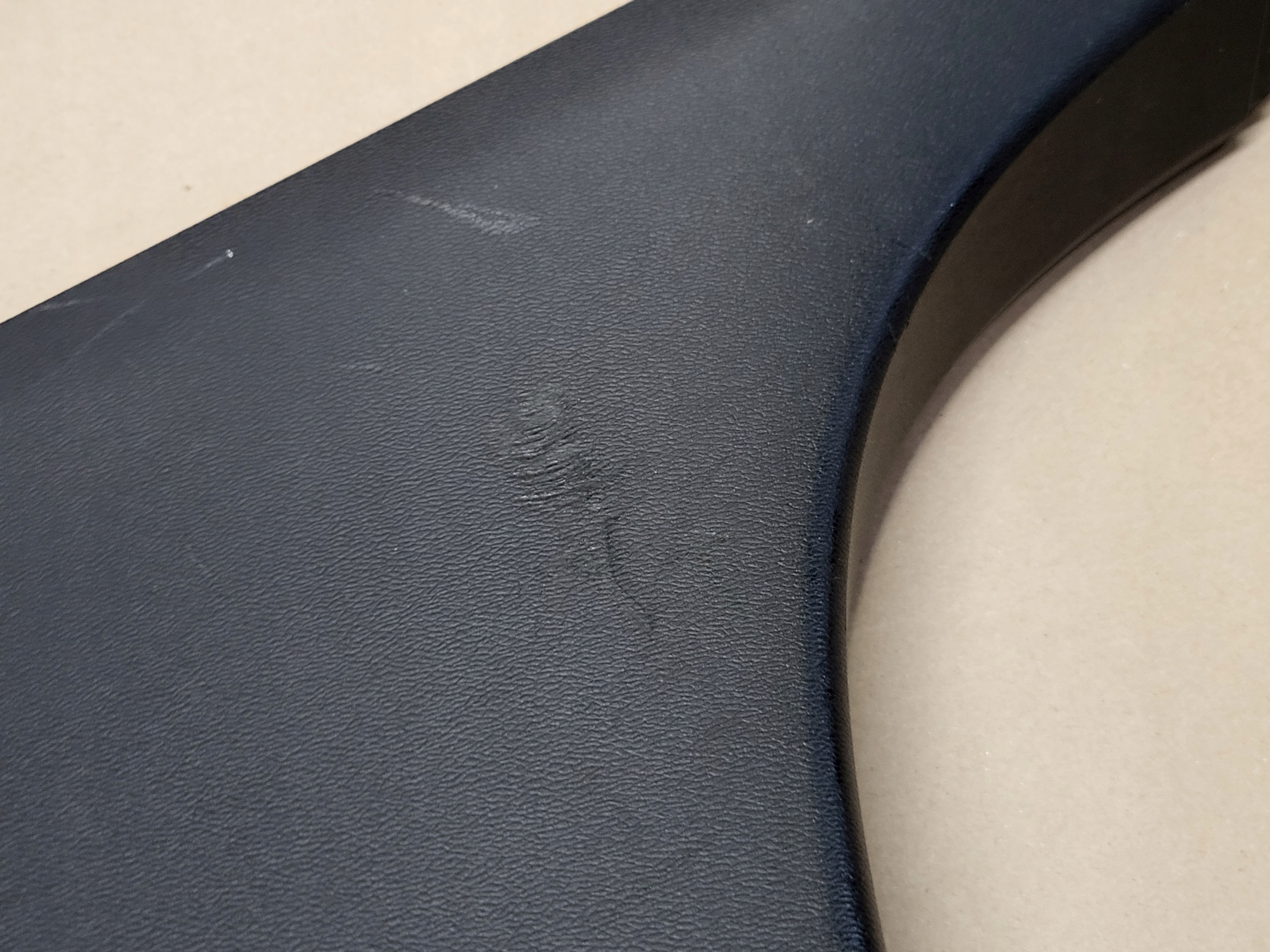 cover side SLUPKA B right central lower VOLVO XC60 II black