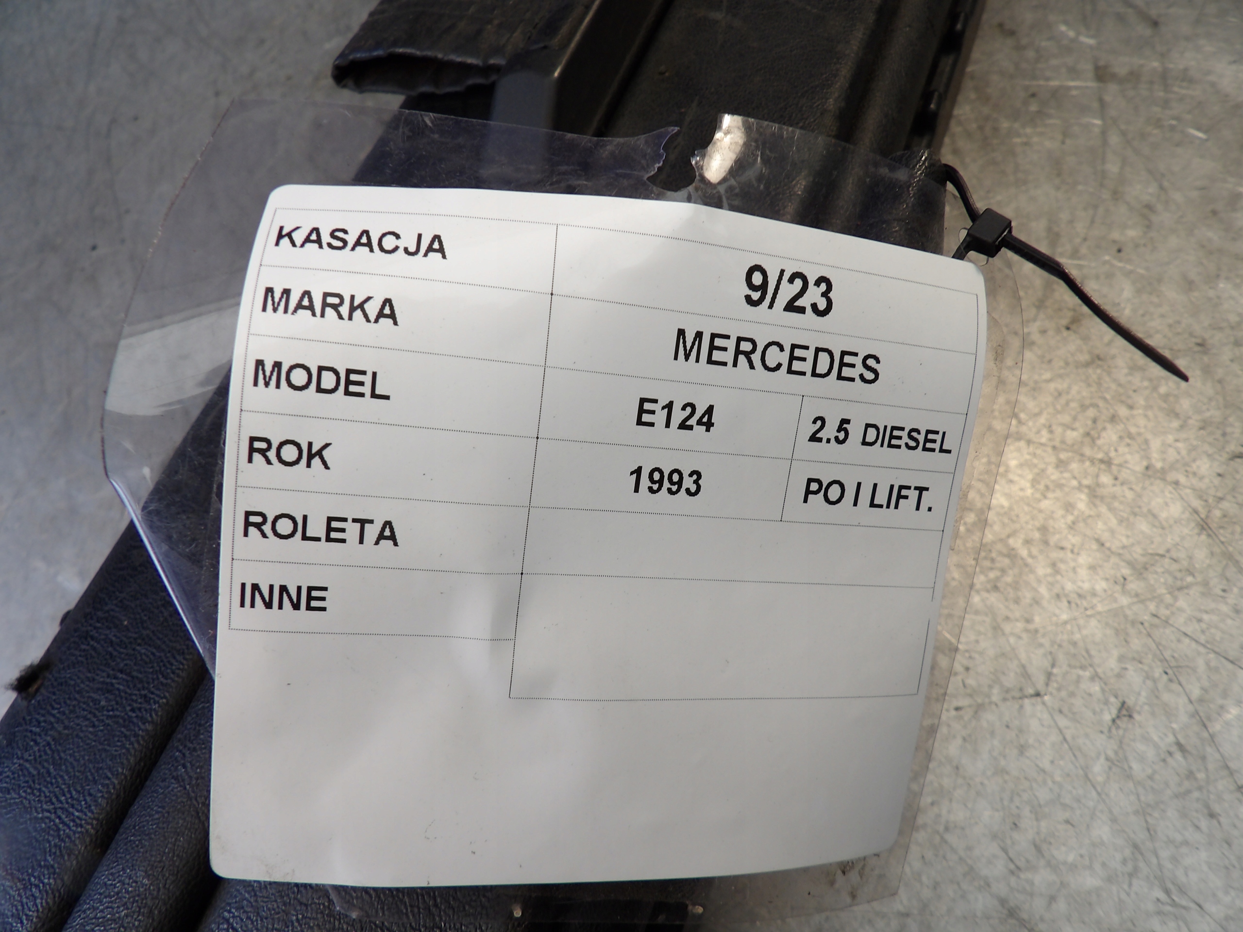 blinds boot Mercedes E124 1248680020