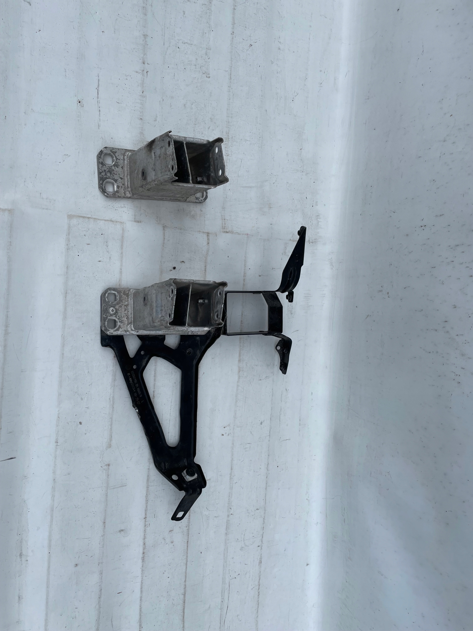 BMW 5 E60 E61 зона роздавлювання оригінал