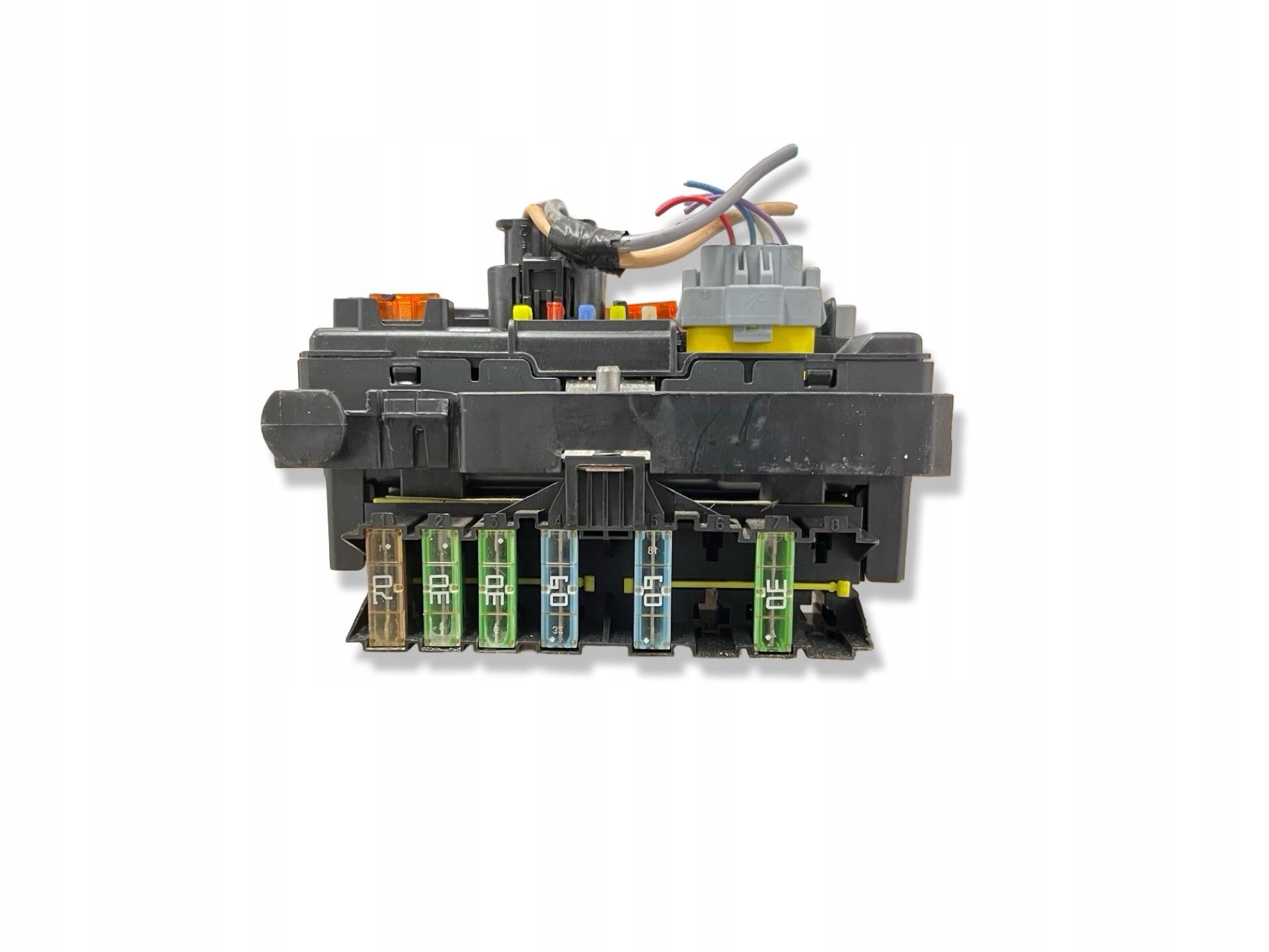 Module fusibles Peugeot 207 2009 9664997880