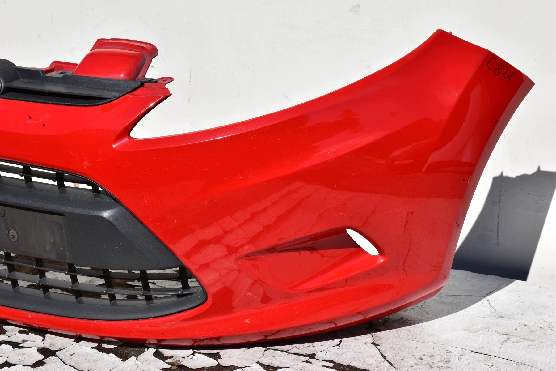 bumper front FORD FIESTA MK7 pre facelift 2008-2012 code lakieru: Colorado Red
