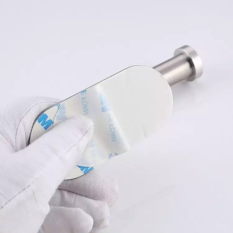 UCHWYT WIESZAK NA PAPIER TOALETOWY BEZ WIERCENIA SAMOPRZYLEPNY SREBRNY Marka inna