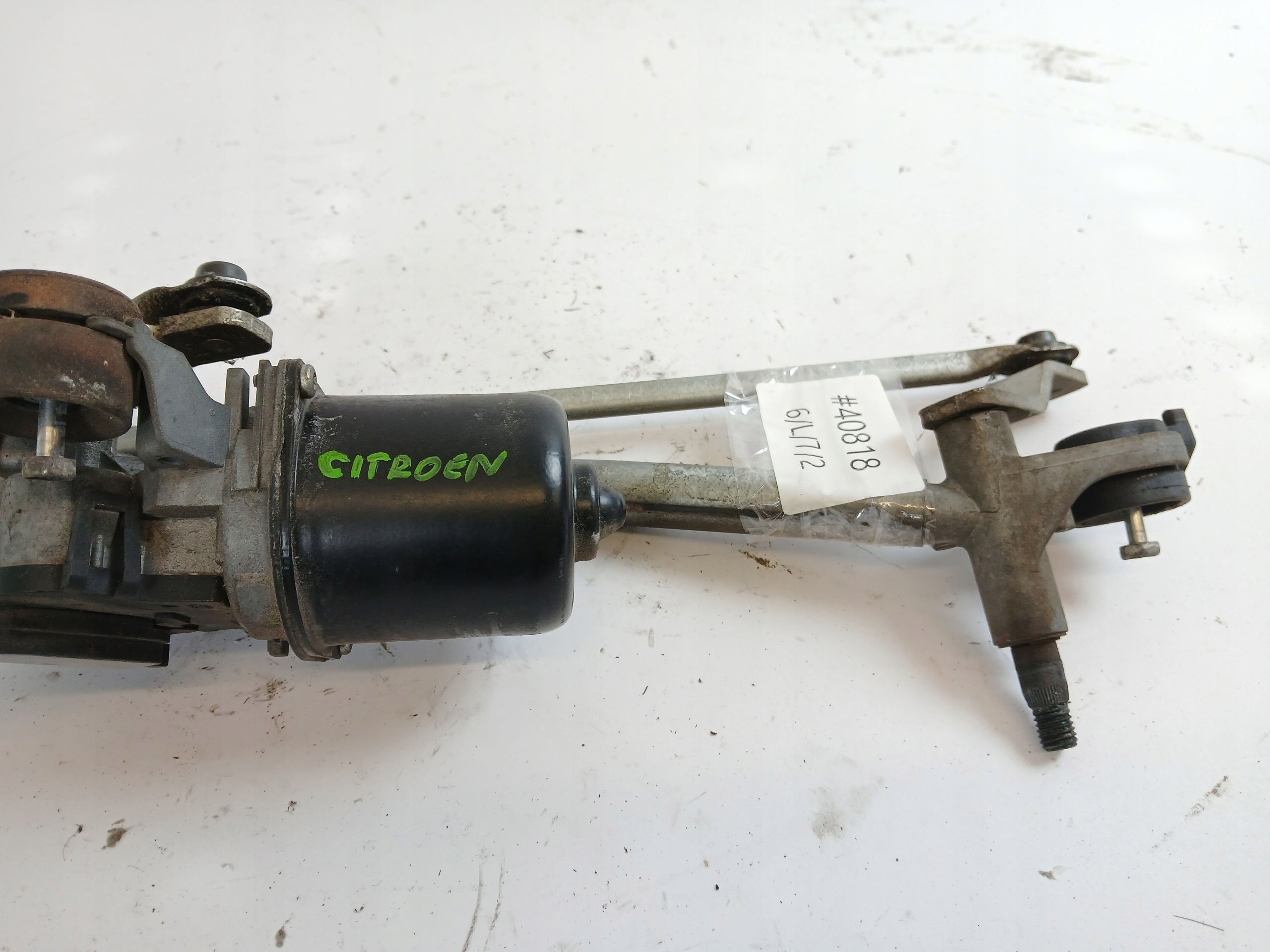 CITROEN C3 and wiper mechanism front