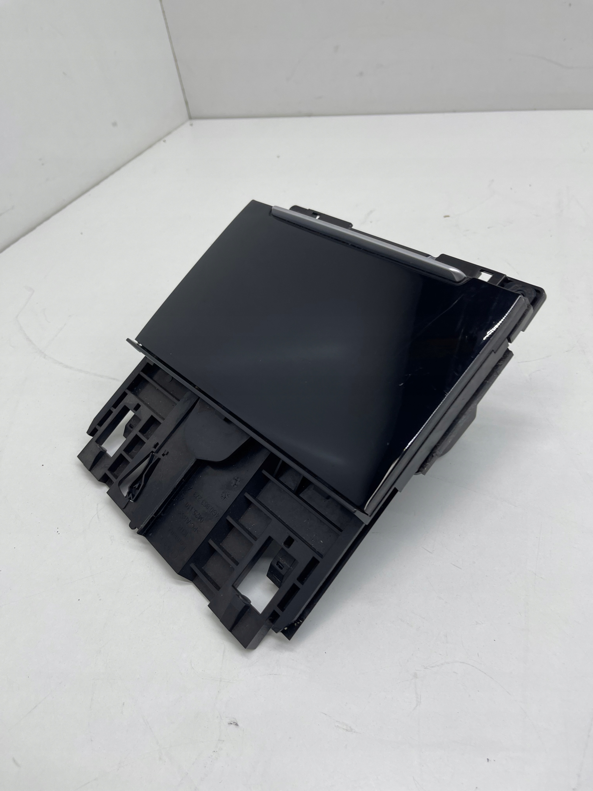 AUDI A6 C7 passenger compartment ashtray tunelu srodkowego black PIANO BLACK