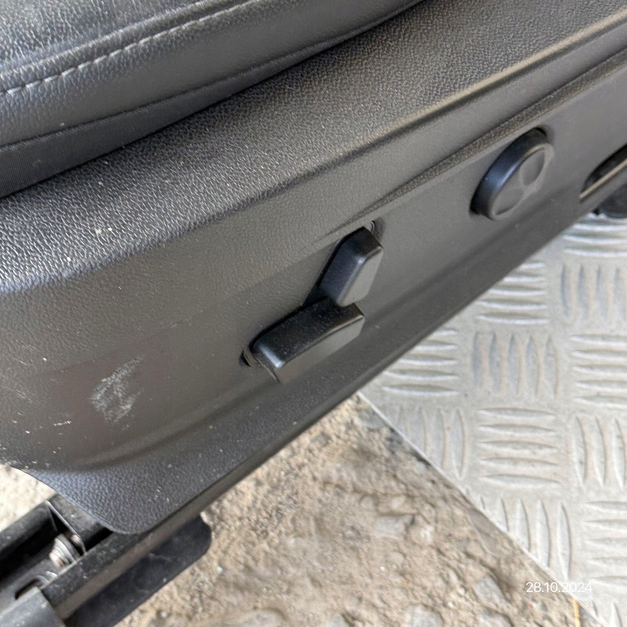 кресла тунель диван ALFA ROMEO STELVIO