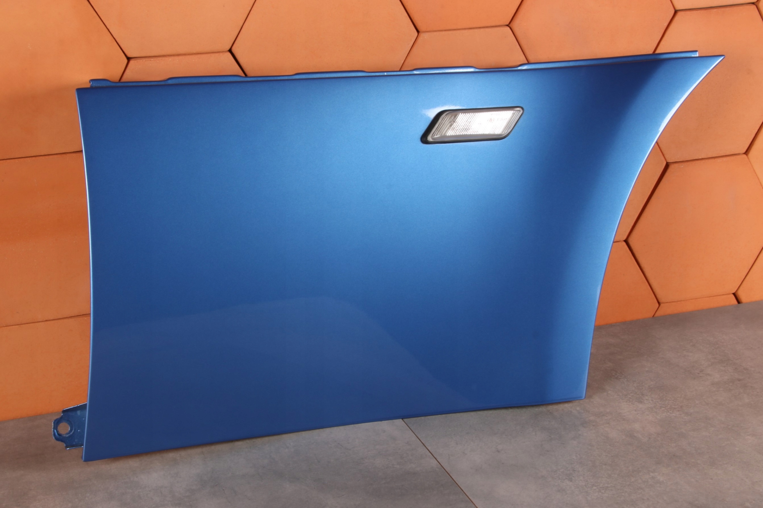 BMW Z3 E36 original fender right front front colour 335 ESTORIL-BLAU