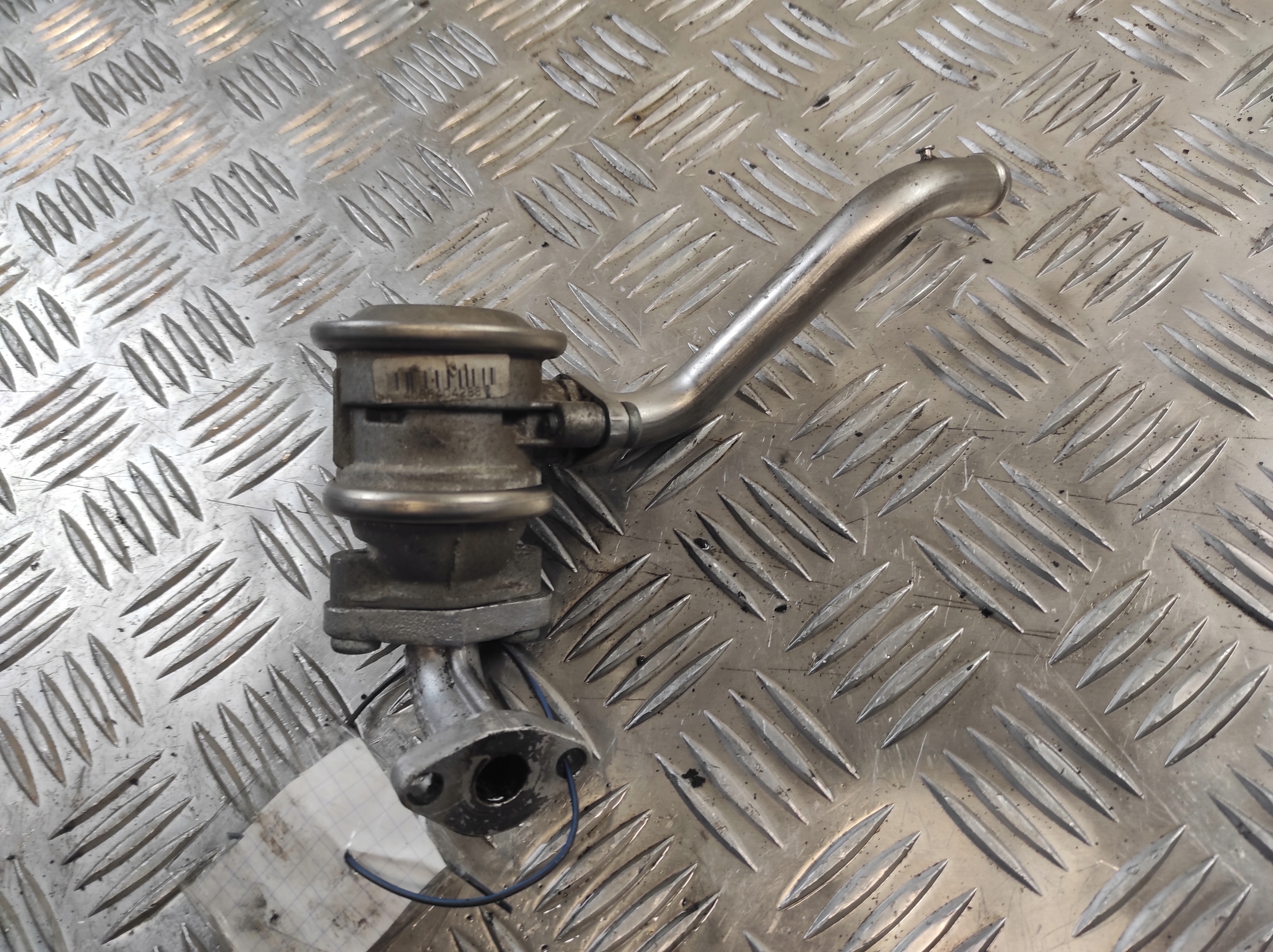 AUDI A6 C6 2.4 V6 AGR-Ventil + rohr 06E131101A 06E131166A