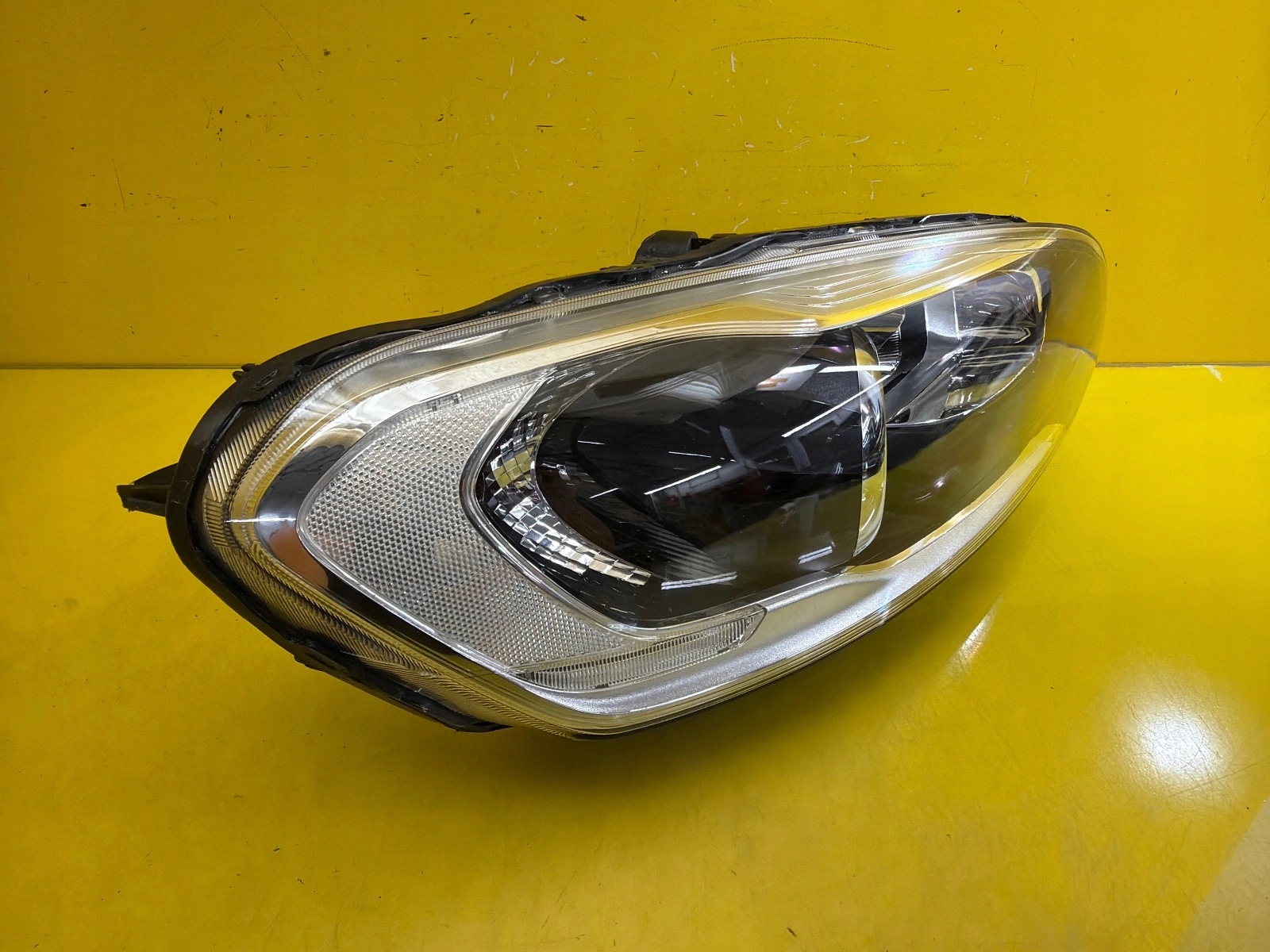 light right Volvo XC60 and Lift 2013- Xenon 31420250