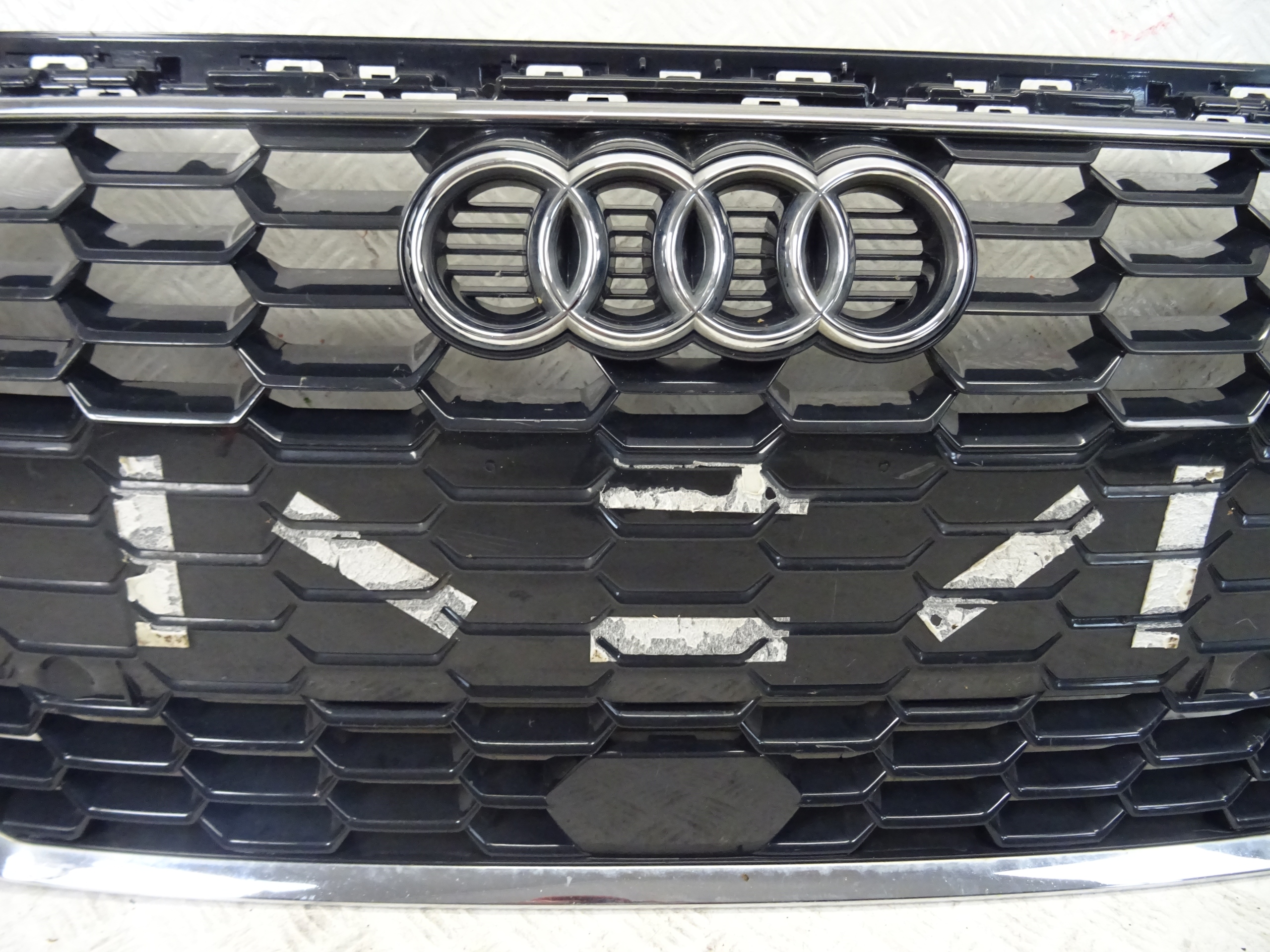 grill grille front front AUDI A3 8Y S-LINE 8Y0853651B