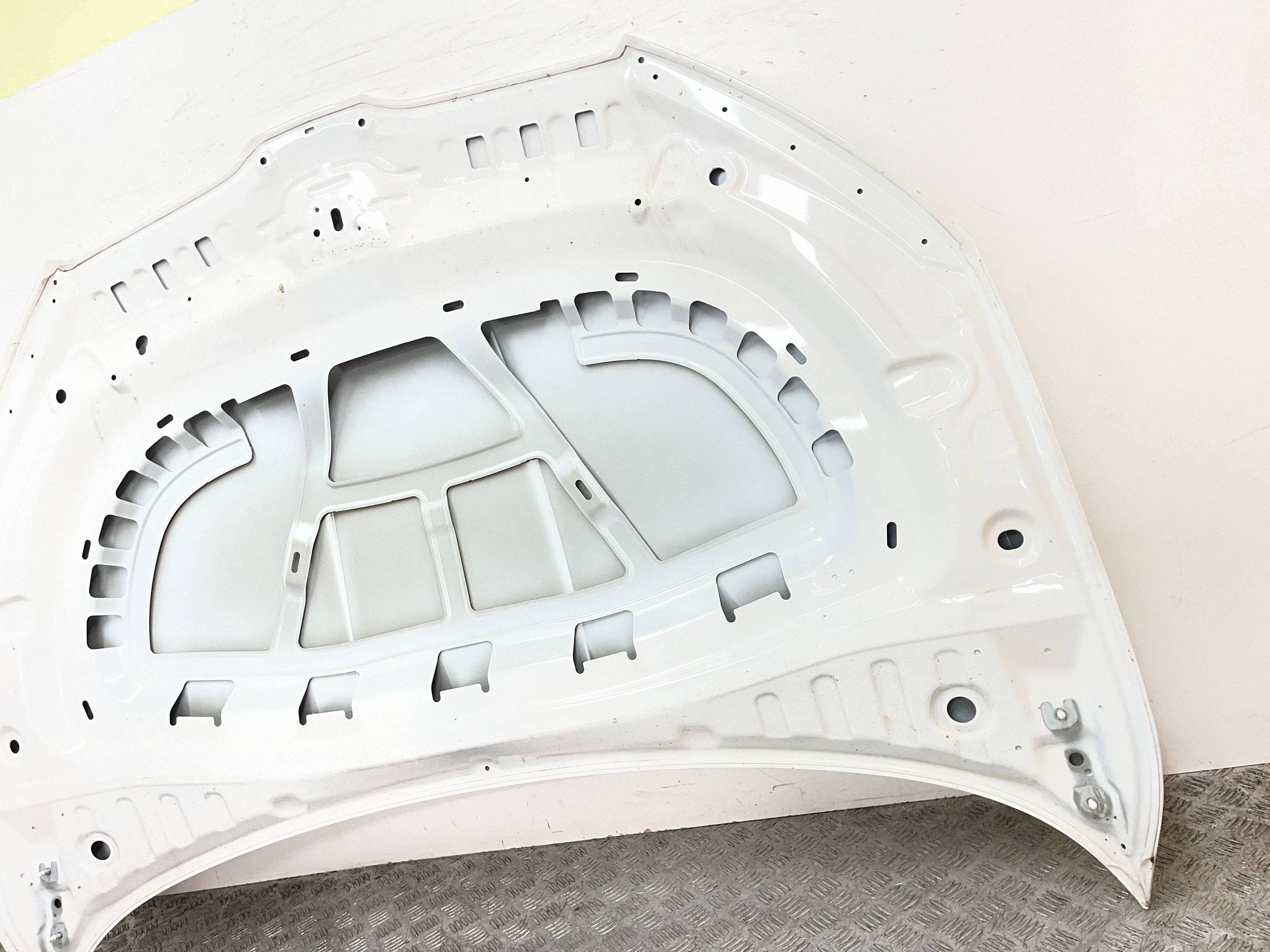 Capot SKODA FABIA 4 IV 6VA 21