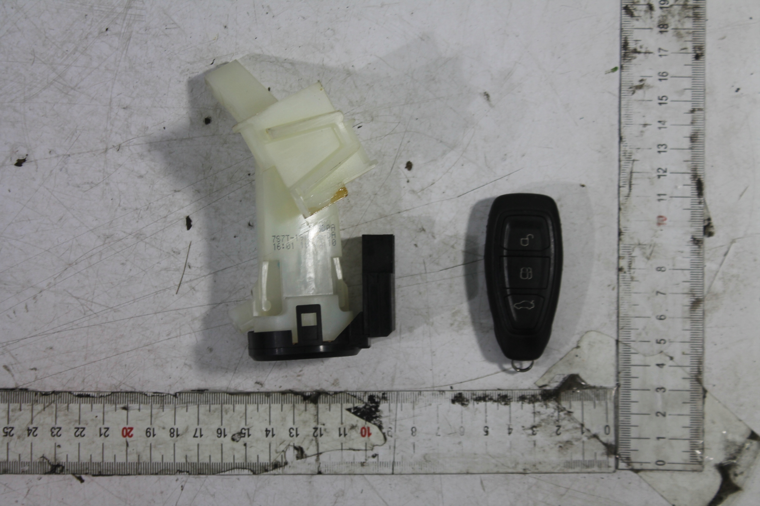 ignition key 7S7T19H386DA C-MAX II MK2 10-19