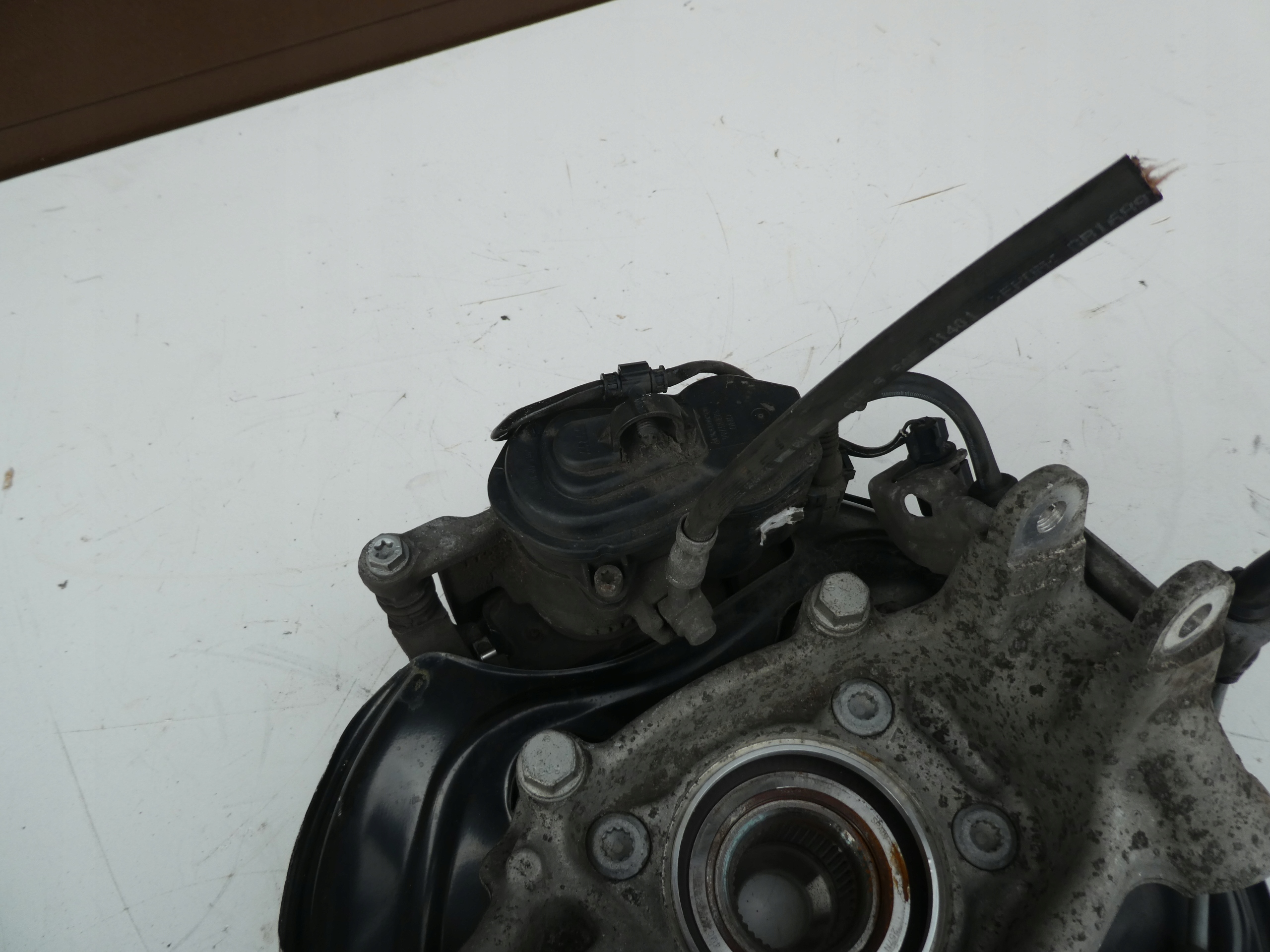 MOZZO FUSELLO DESTRA POSTERIORE PERNO MOZZO AUDI Q7 4M0505432AF