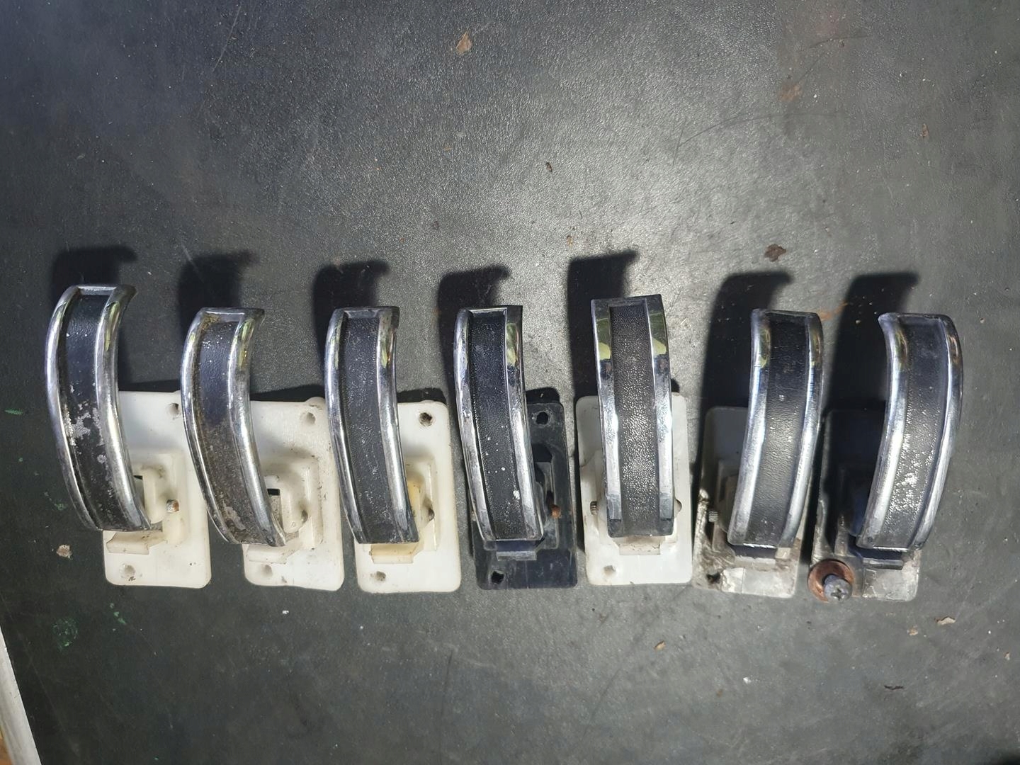 FIAT 125 KLAMKA WEWNĘTRZNA ORYGINAŁ PRL OKAZJA