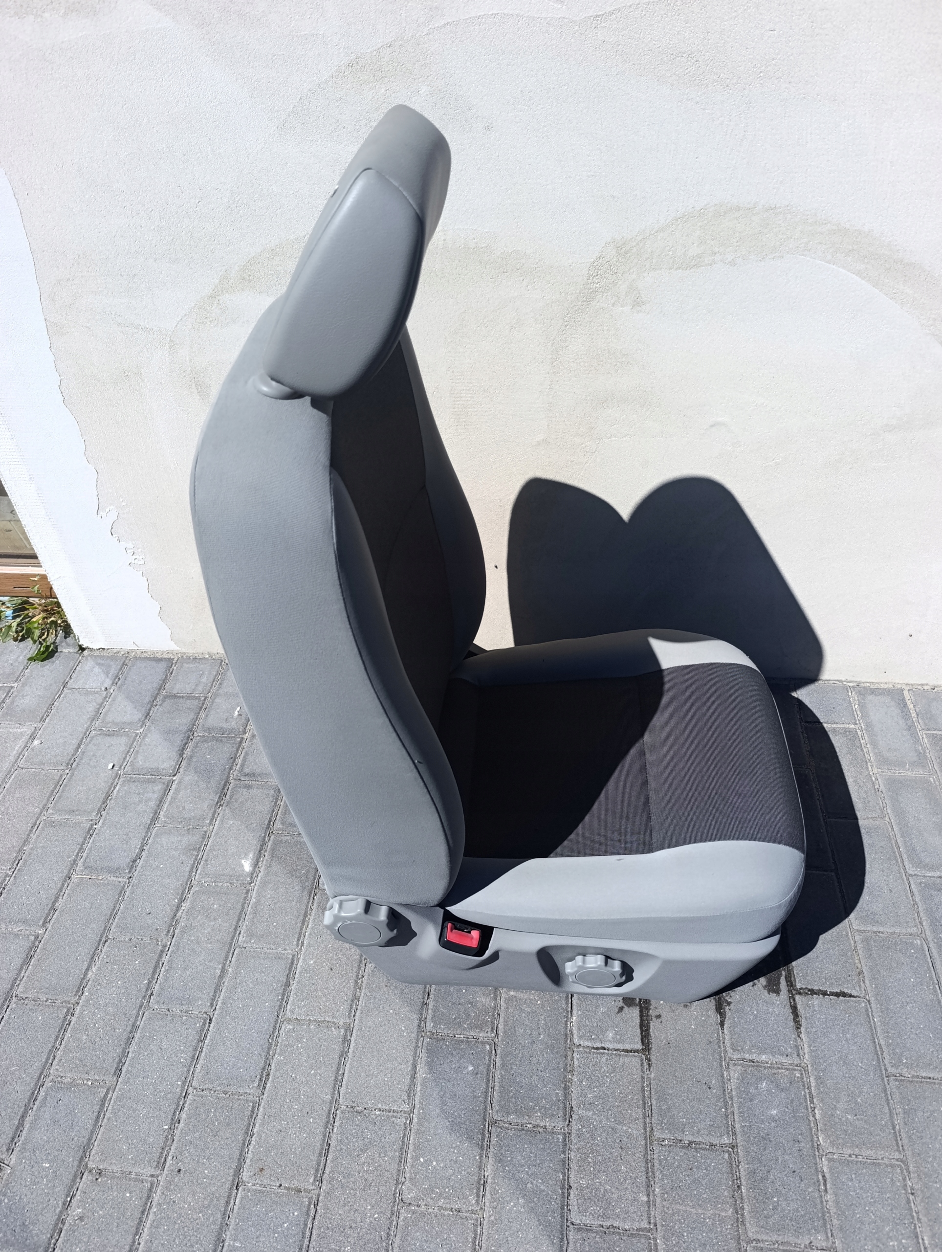 VW T5 LIFT T6 seat front POJEDYNCZY left driver´s/ KIEROWCA TIMO