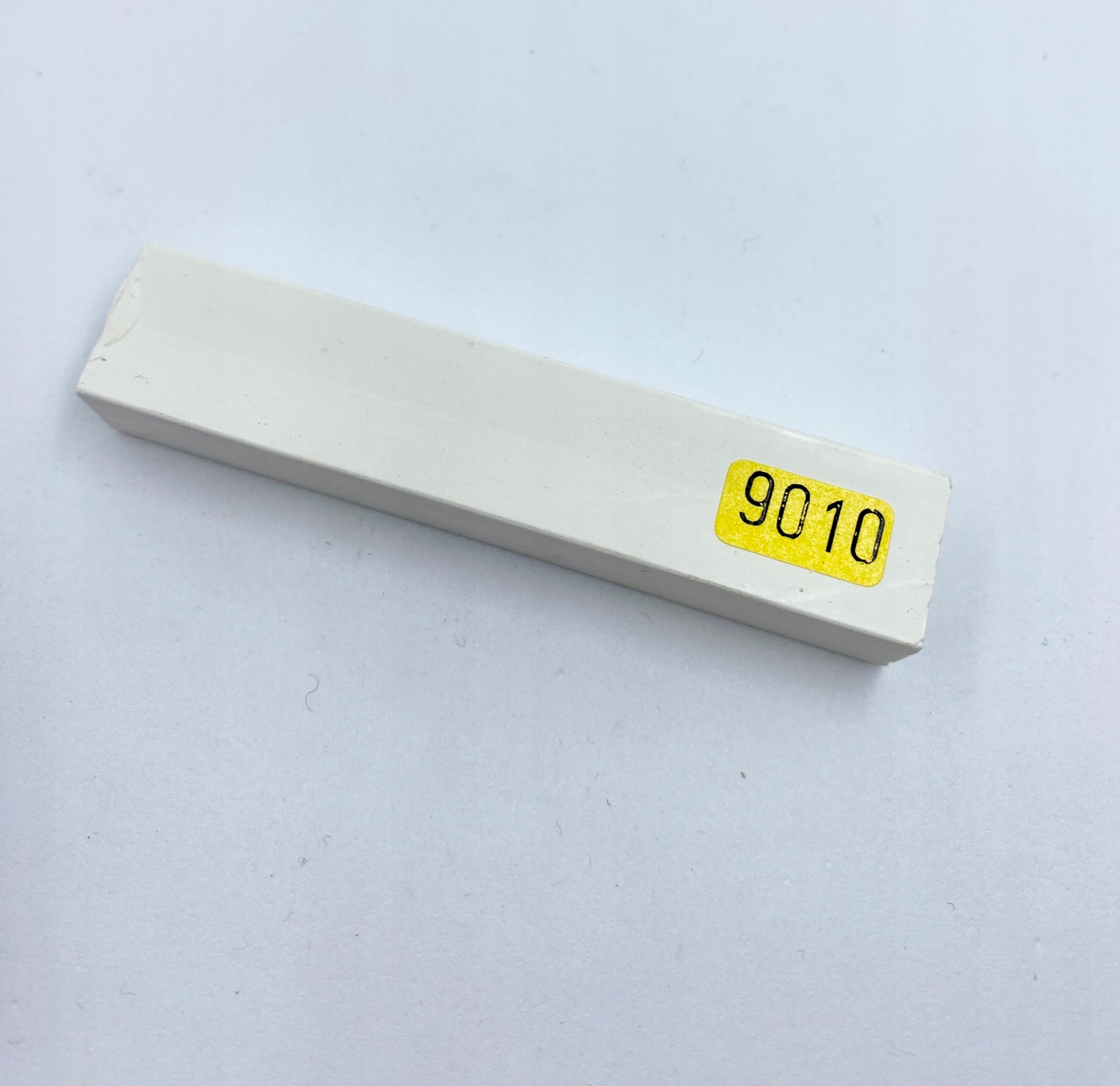 WOSK TWARDY DO RETUSZU DREWNA 9010 BIAŁY CZYSTY