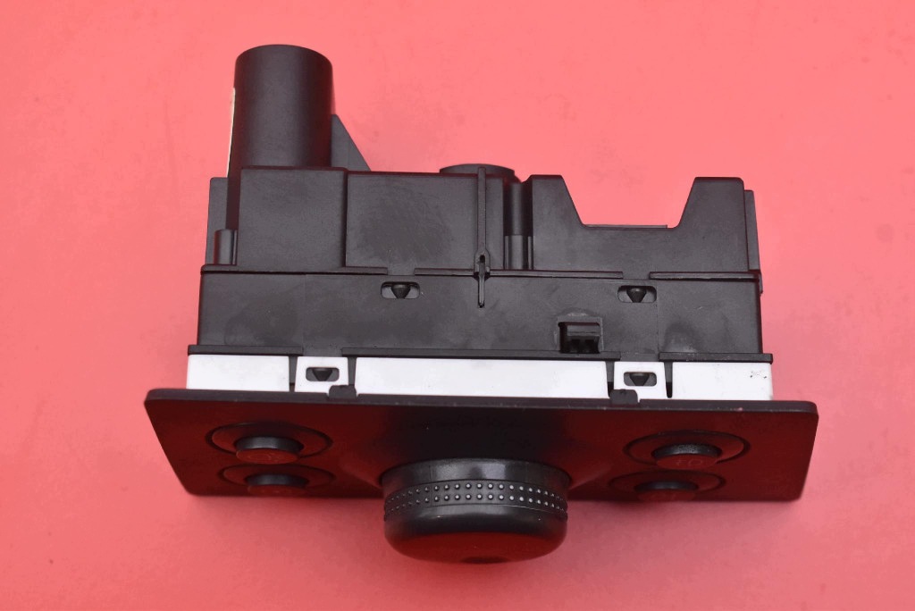 switch light switch 13205868 LA OPEL ZAFIRA B 05-10