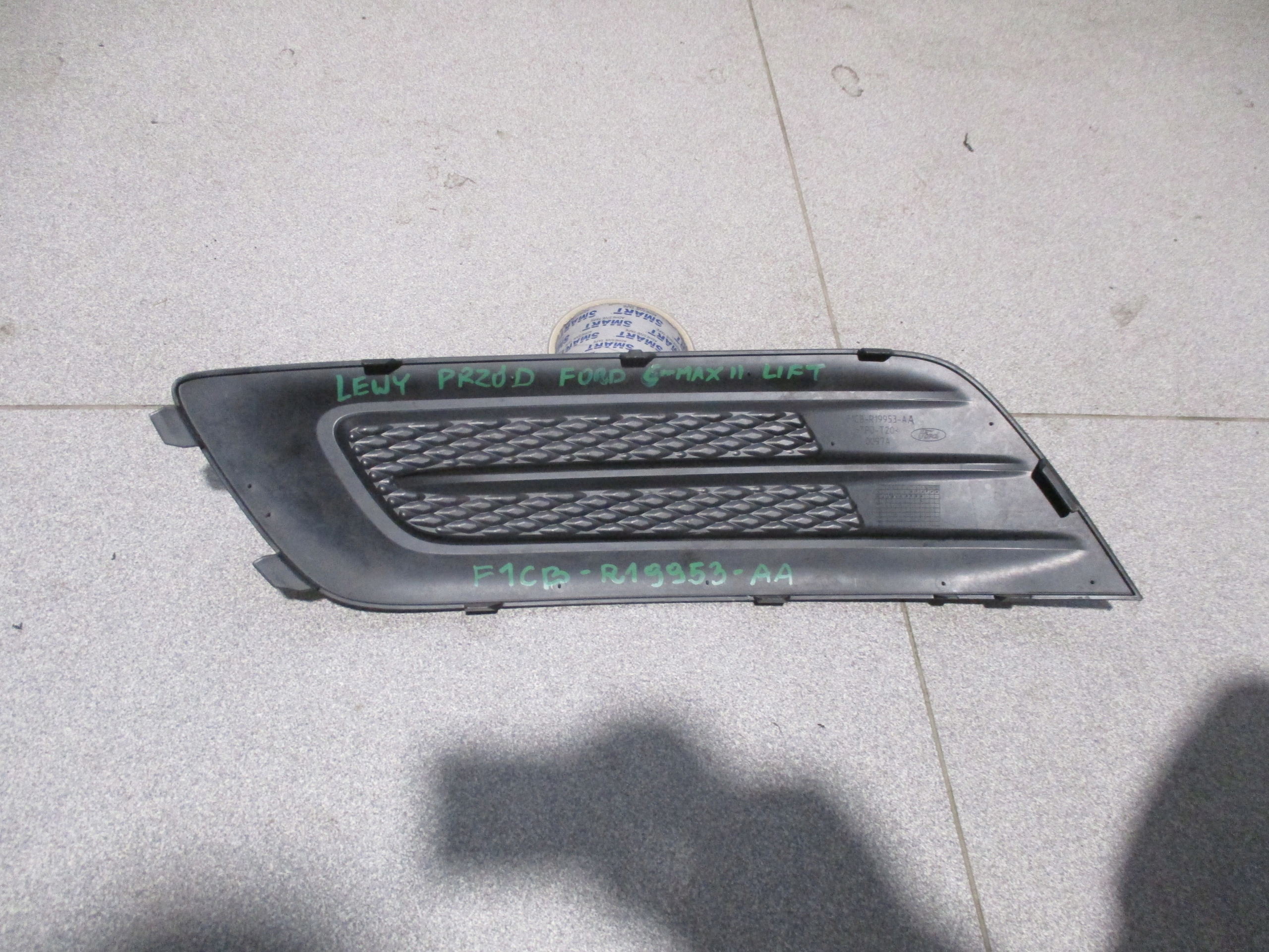 grid of a bumper left front Ford C- MAX II Lift F1CB-R19953-AA