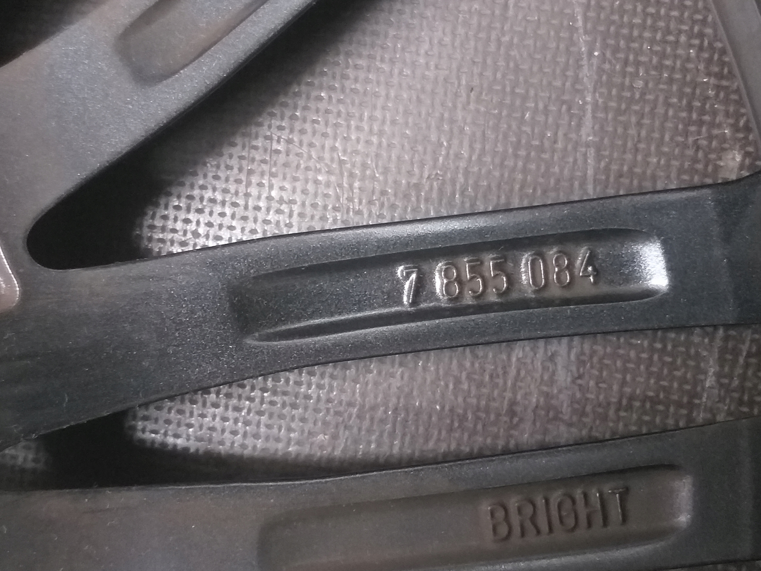 disk hliníkový BMW 9J 19" ET44 5X112 7855084