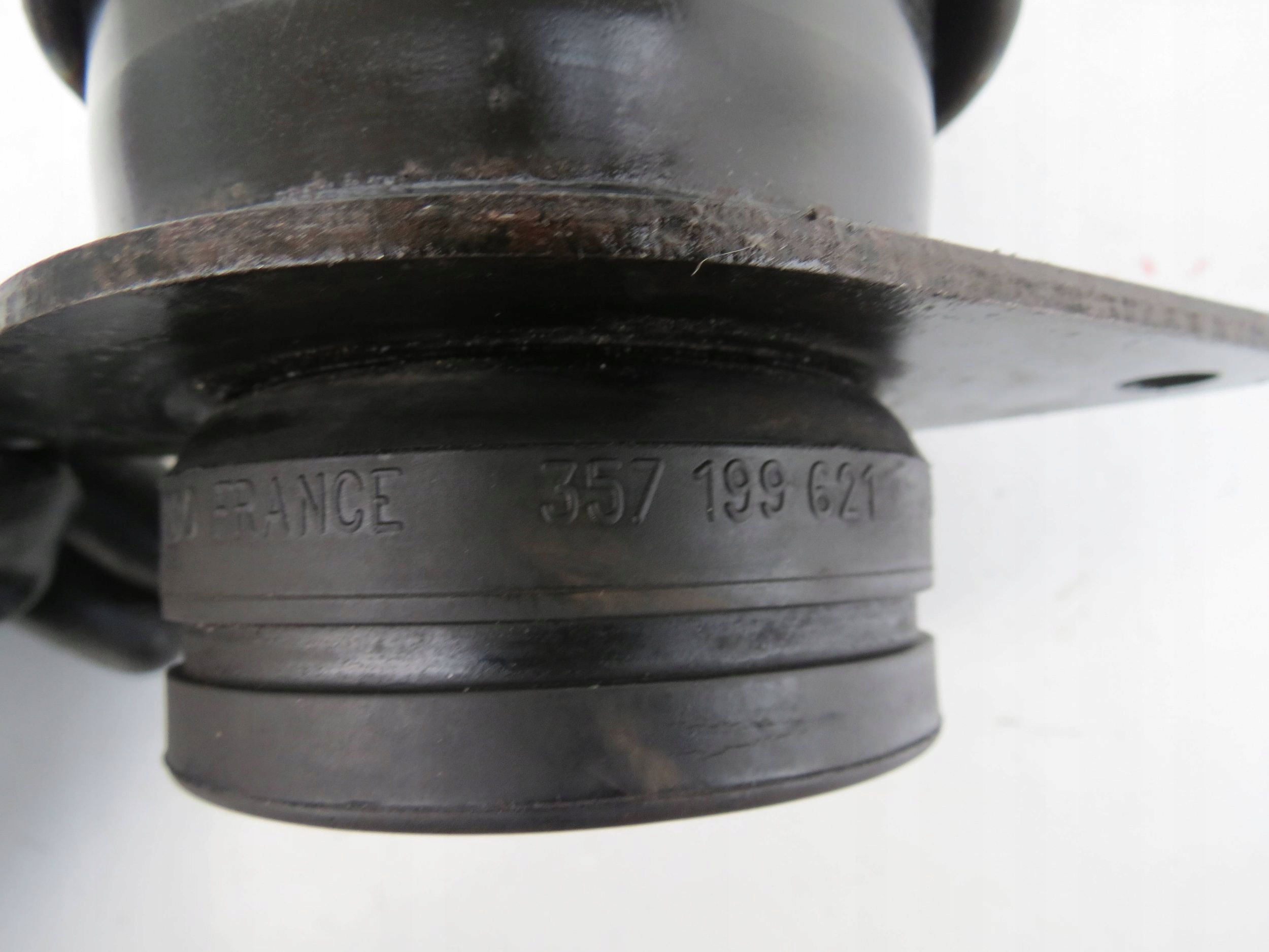 engine mount VOLKSWAGEN PASSAT B4 2.0 1H0199625