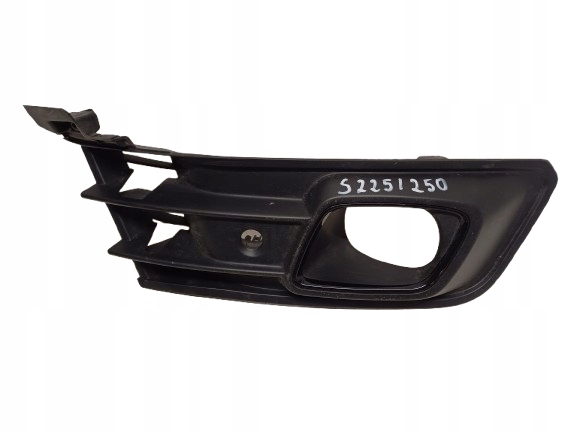 RENAULT CAPTUR LIFT 17- KRATKA ZDERZAKA HALOGENU PRAWY PRZÓD 261A24736R