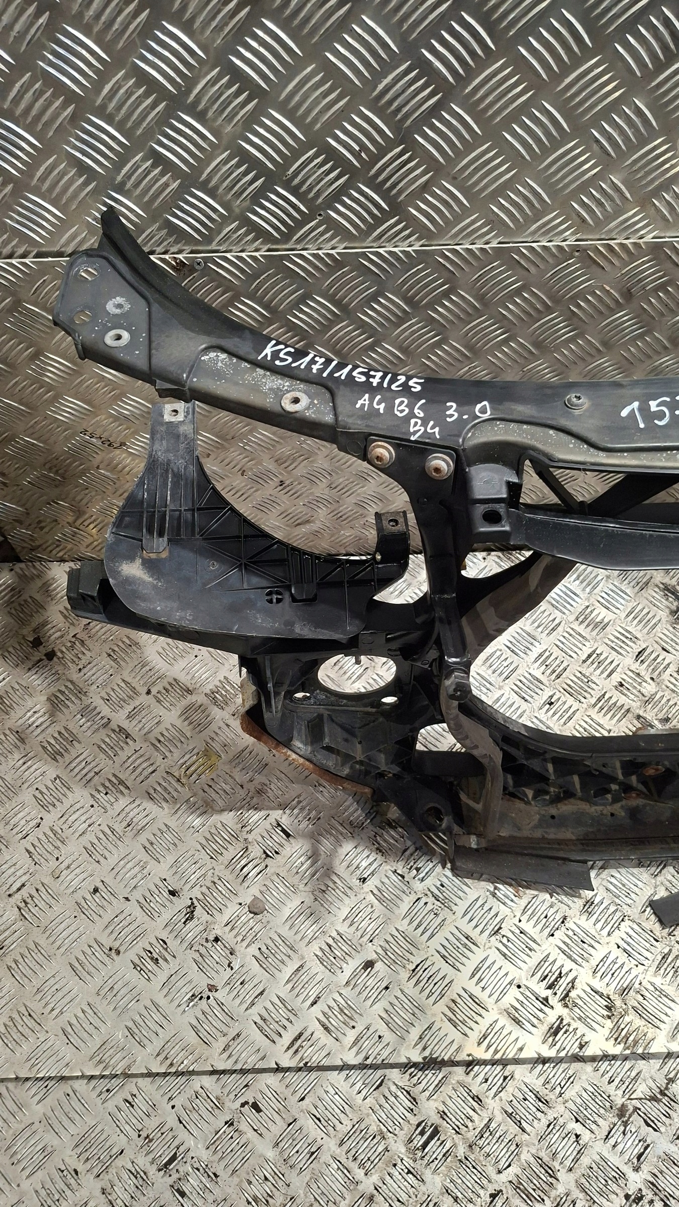 support panel for radiators AUDI A4 B6 3.0