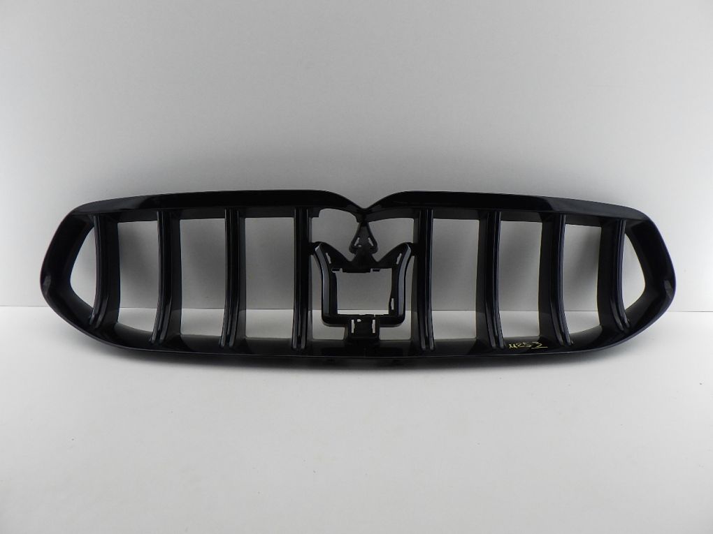 MASERATI GRECALE 670170829 Grille