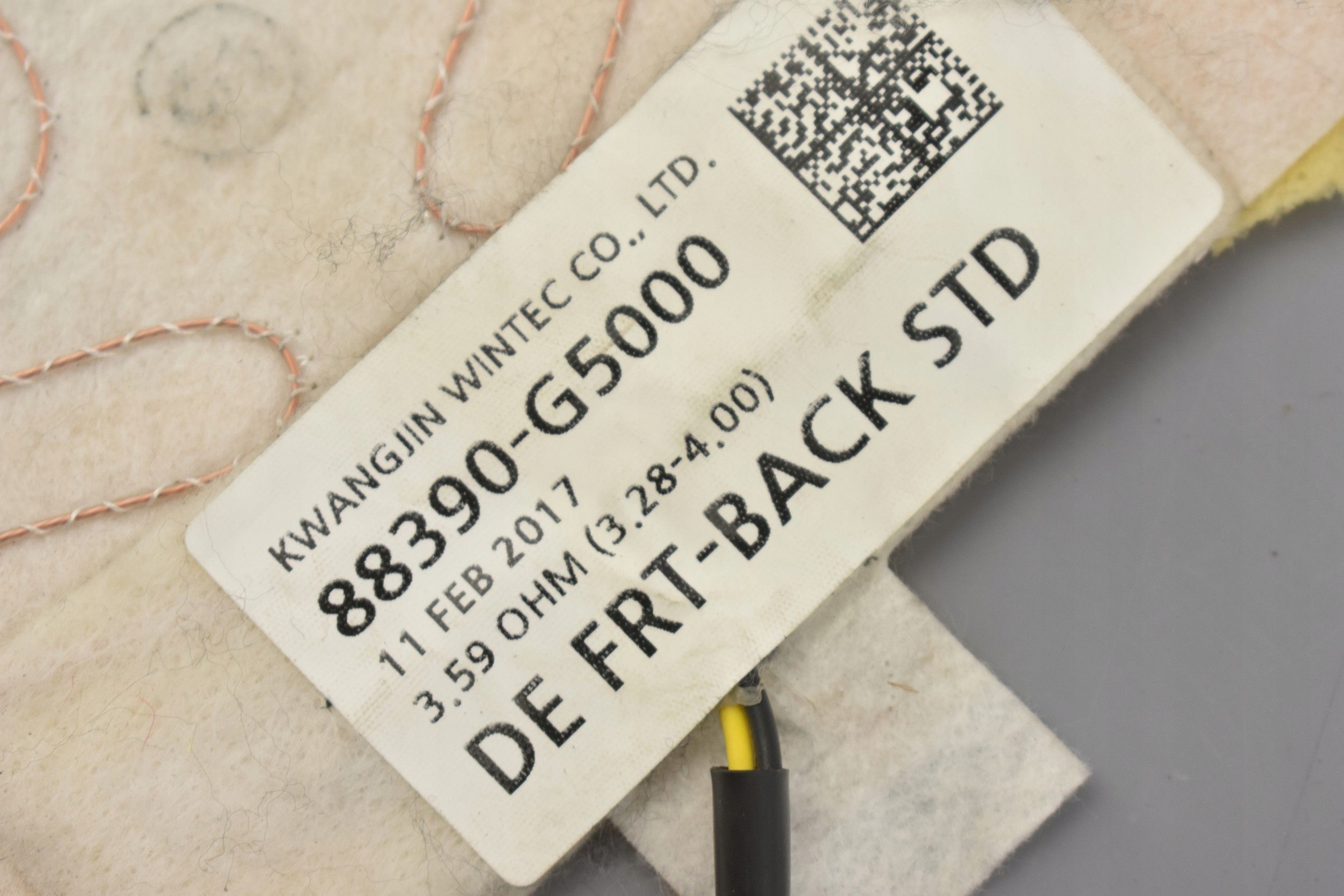 MATA GRZANIA OPARCIA FOTELA LEWA 88390-G5000 NIRO Producent części Kia OE