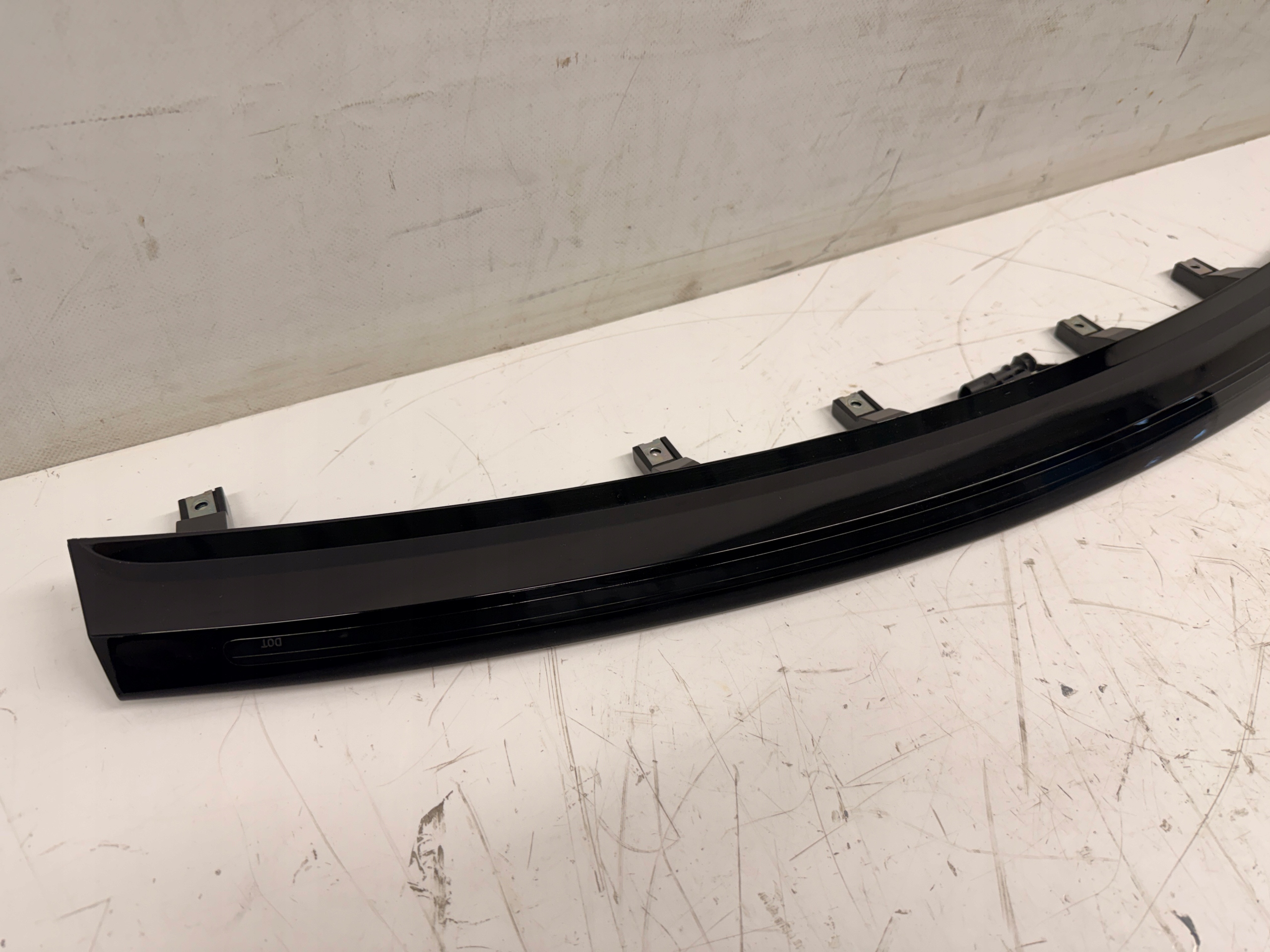 Range Rover Velar light fog lights bonnet rear part boot J8A2-13A613-AB