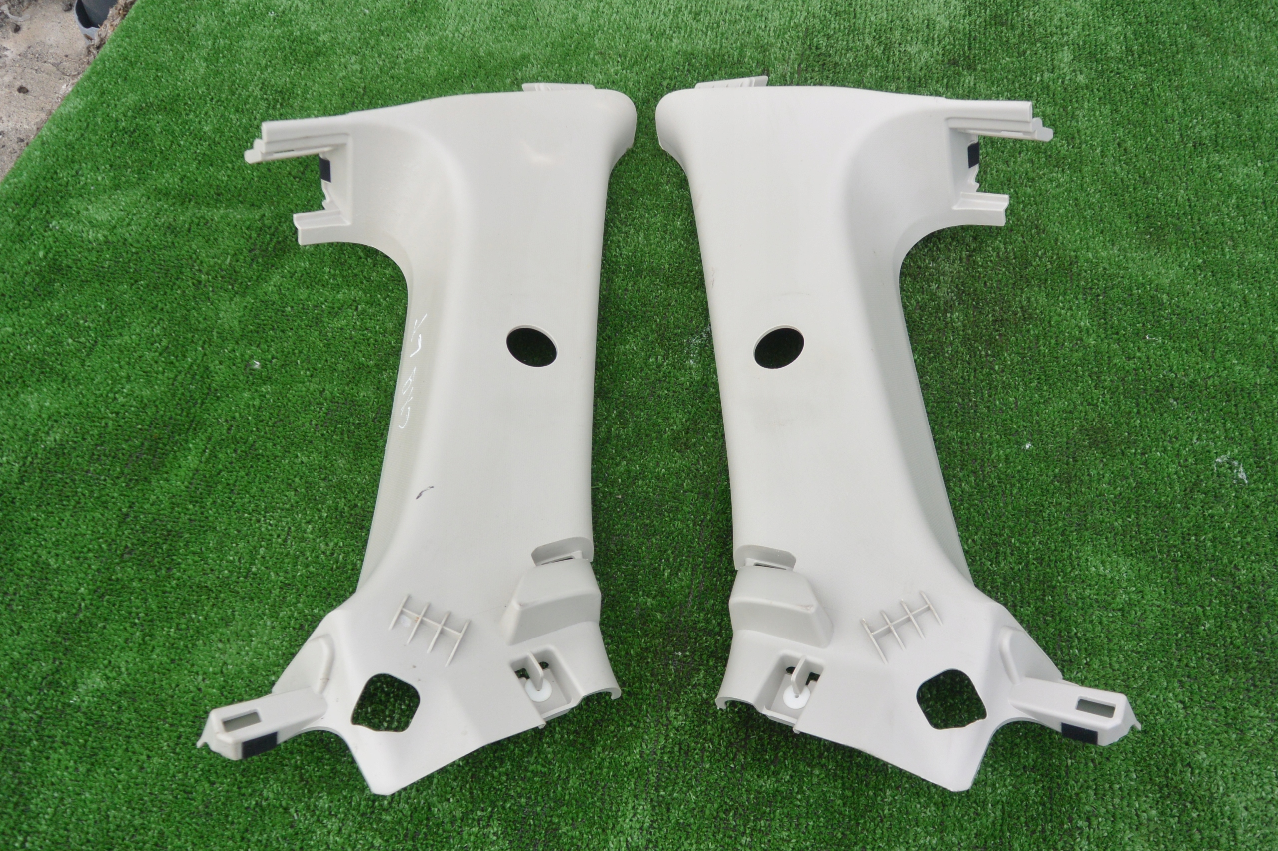 MAZDA CX9 cover SLUPKA rear part right left