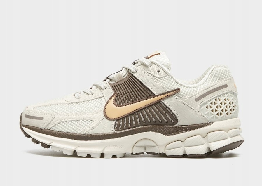 Sportovní běžecké boty Nike Zoom Vomero 5 HM9657-001 vel. 43