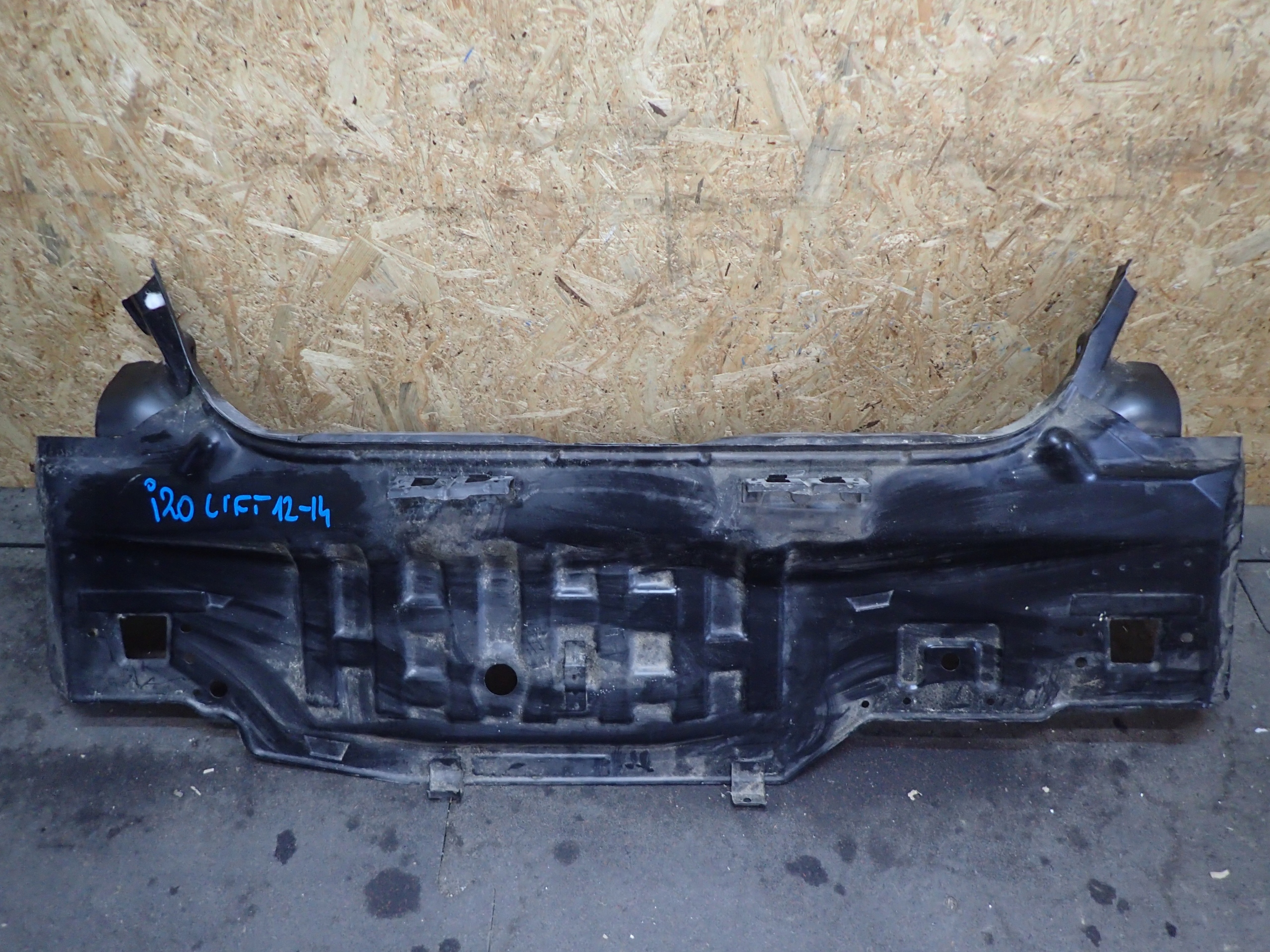 PAS TYŁ HYUNDAI I20 LIFT 12-14